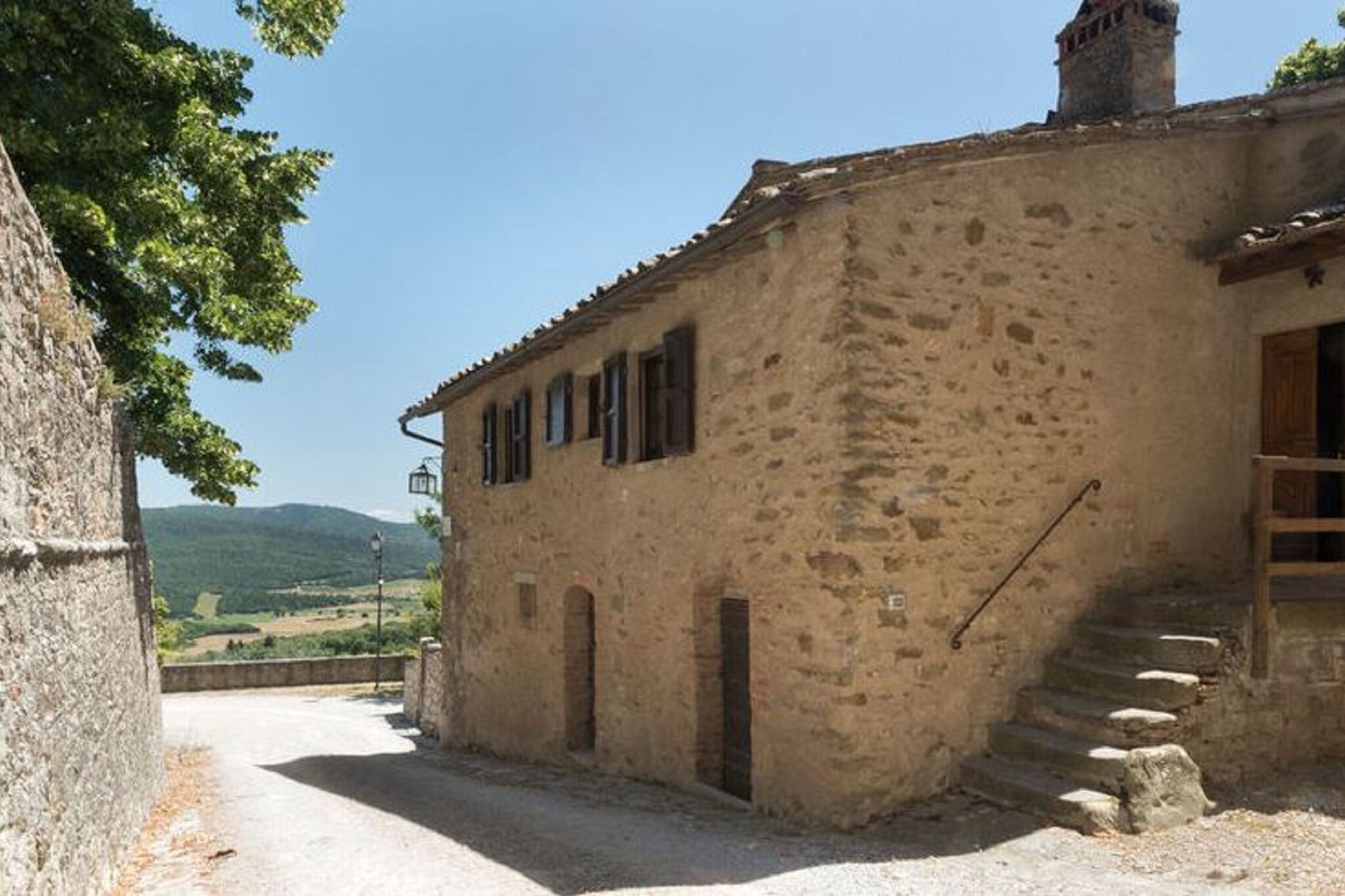 Heritage Holiday Home with Fireplace in Pergine Valdarno