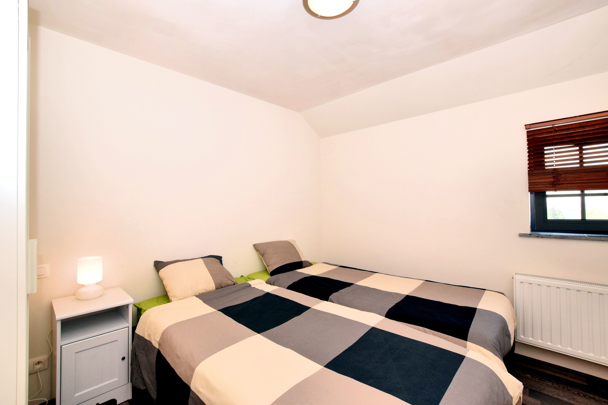 Vakantiehuis Mont max. 6 personen 3 slaapkamers #18