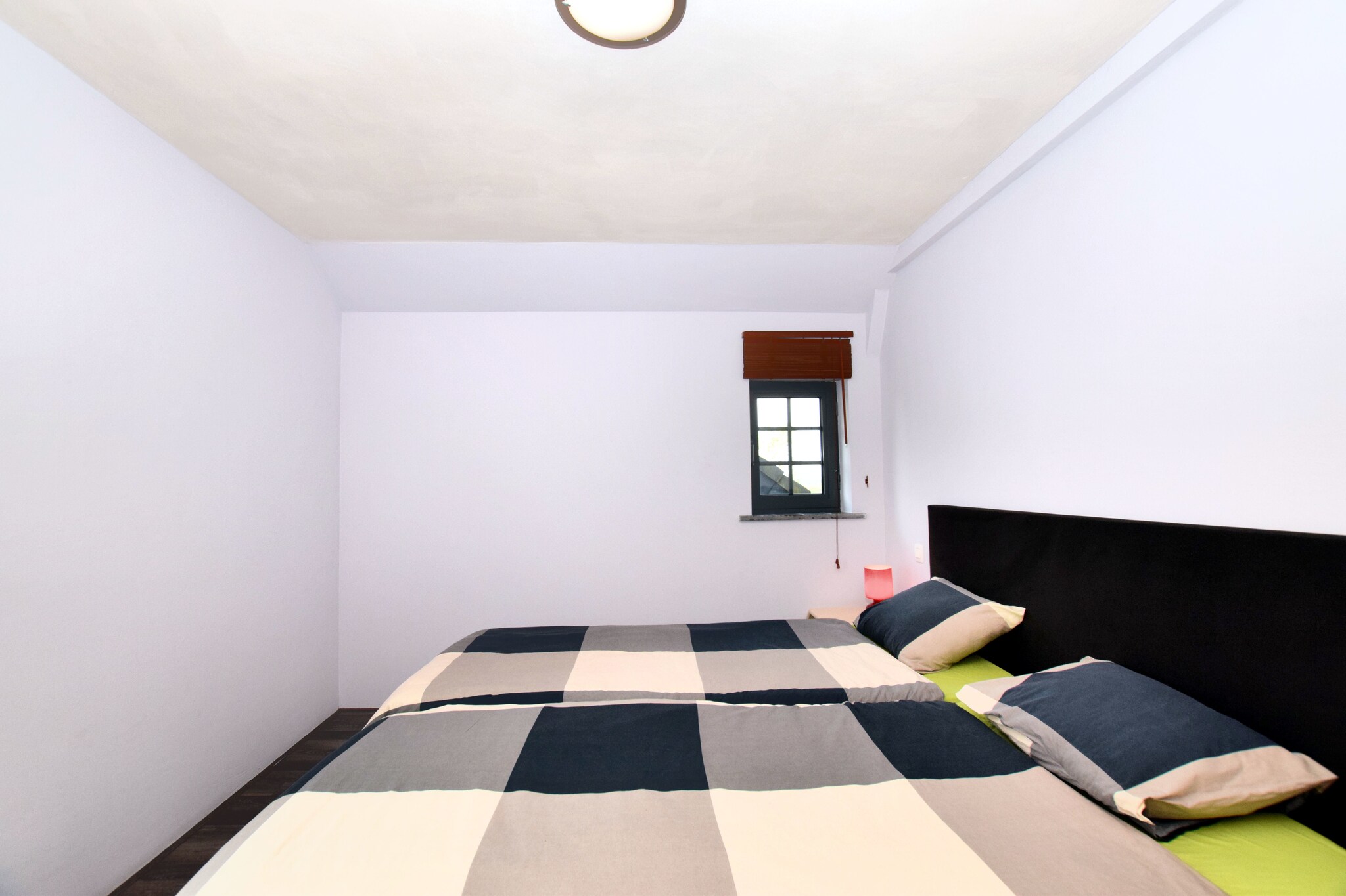 Vakantiehuis Mont max. 6 personen 3 slaapkamers #20