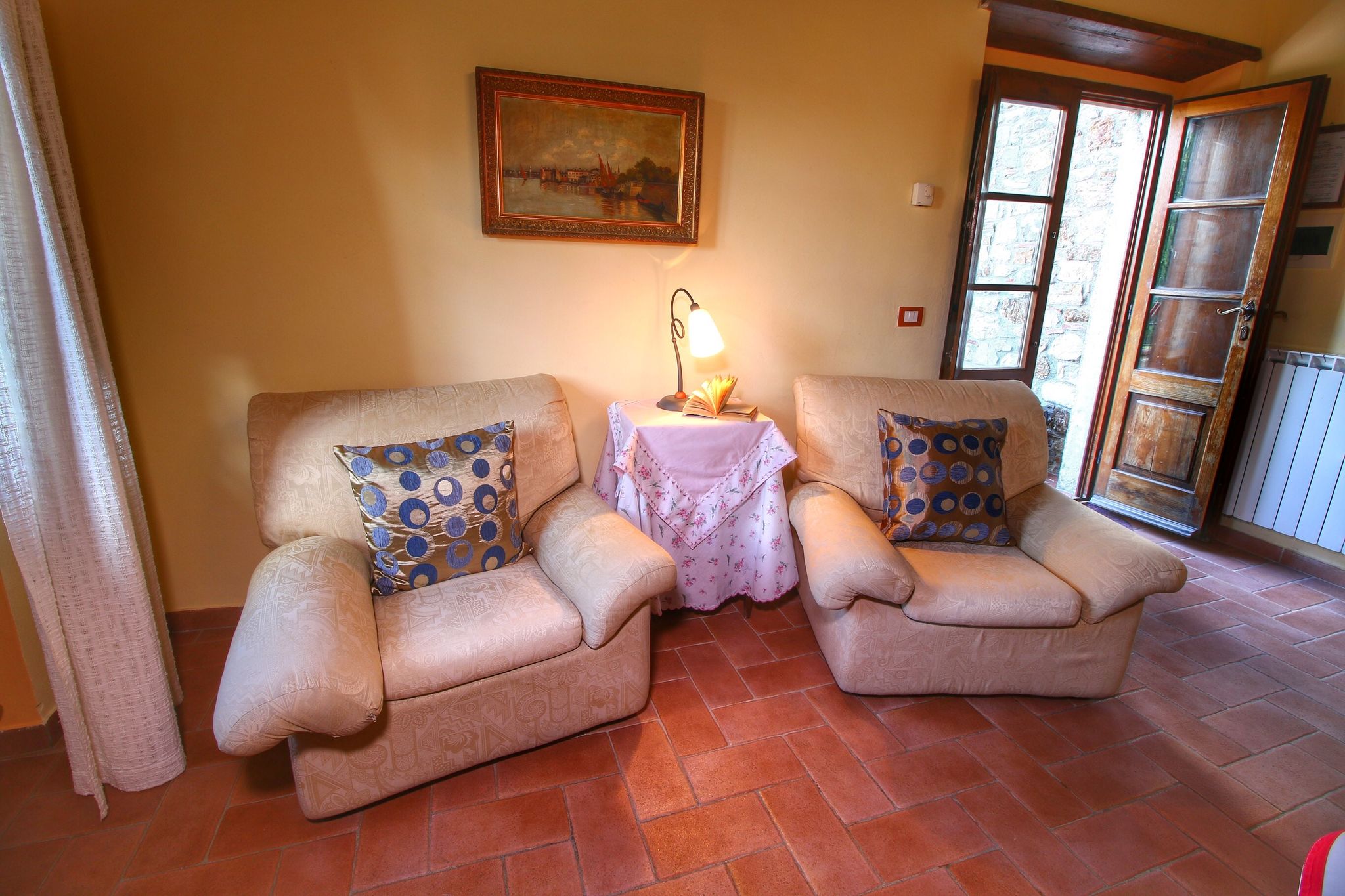 Appartement  met zwembad, terras en tuin, op loopafstand van Radda in Chianti