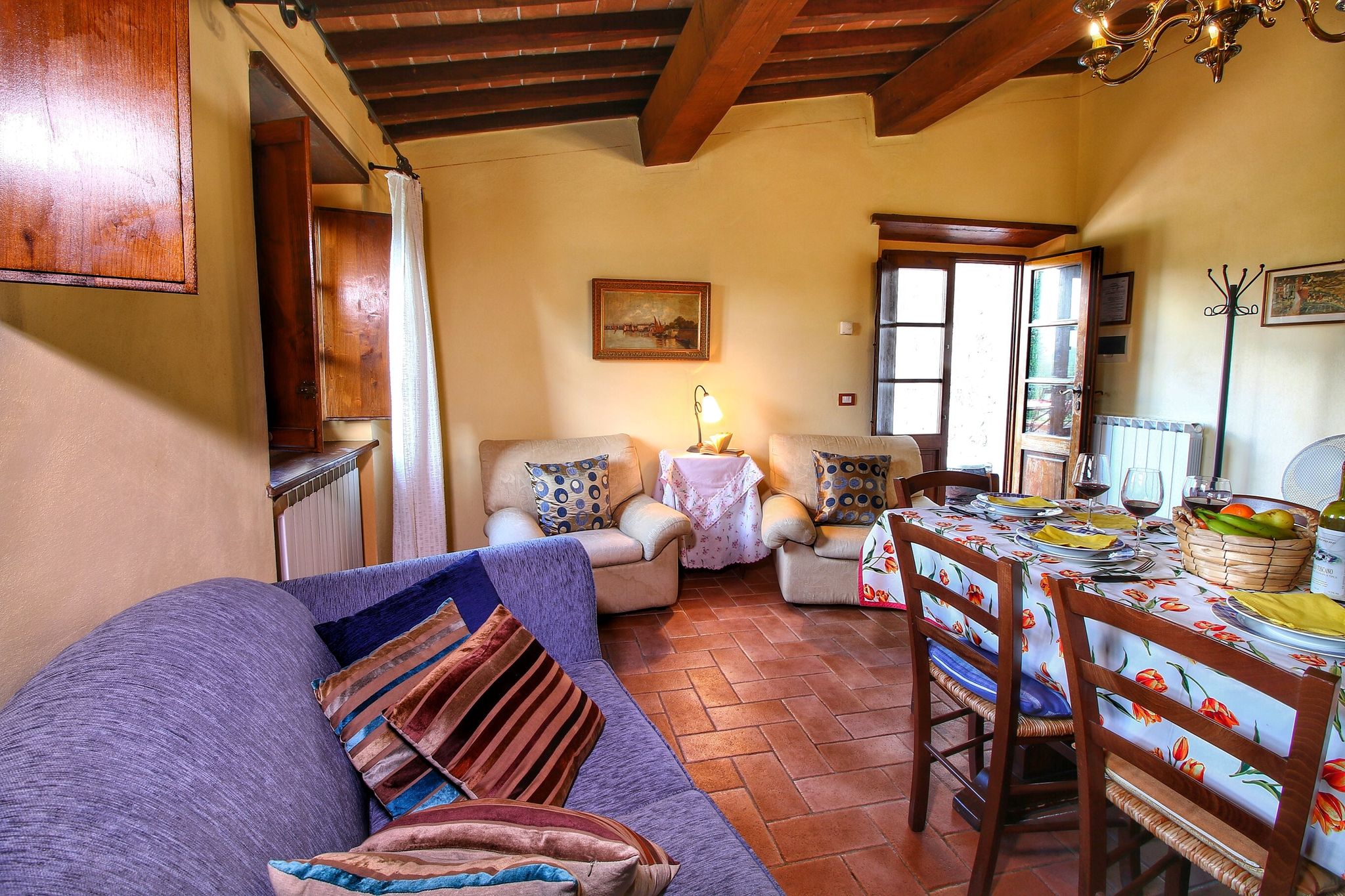 Appartement  met zwembad, terras en tuin, op loopafstand van Radda in Chianti