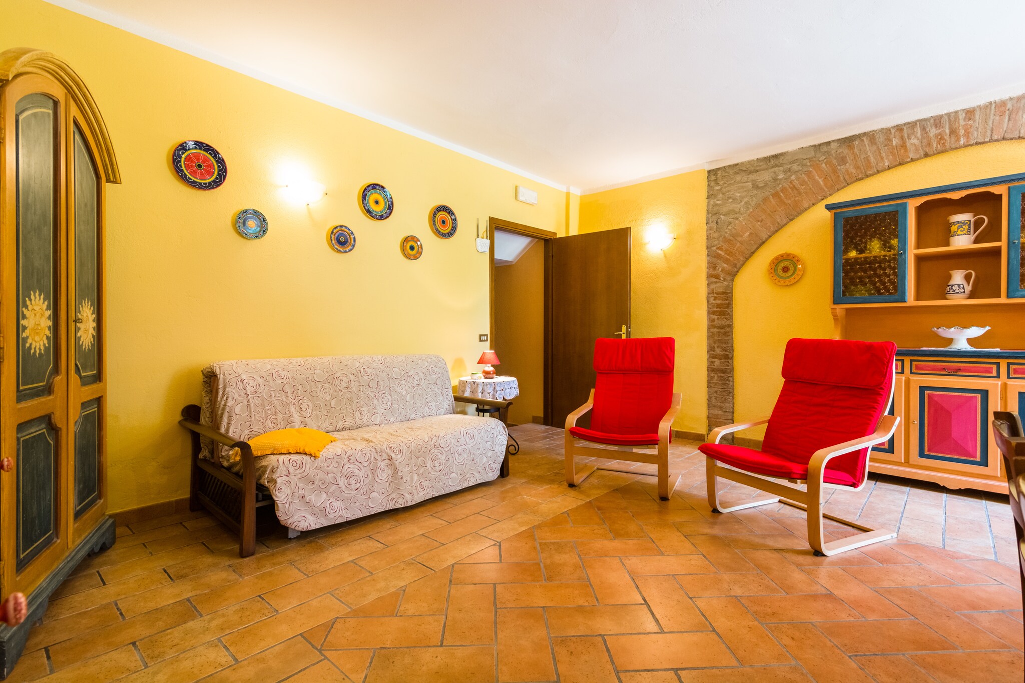 Just a few km from the chief road connecting Gubbio in Perugia, this 1-bedroom holiday home is perfect holiday accommodation. Ideal for a family of 4, the house has a shared swimming pool you can use any time of the day or night.
The region offers a lot to those who love to explore. The cities of Umbria, rich in history and culture are undoubtedly worth a visit. Hit the cities of Perugia and Assisi located at just 25 km from this house. For leisure seekers, there are tons of natural parks and waterfalls here. For something more adventurous, visit caves of the region. Shopping lovers can hit the town centre that’s 17 km from here.
This house has a subtle parking facility. It also has a barbeque you can utilize to relish grilled meals. Besides these, there are incredible arrangements for children, such as trampoline and slides.