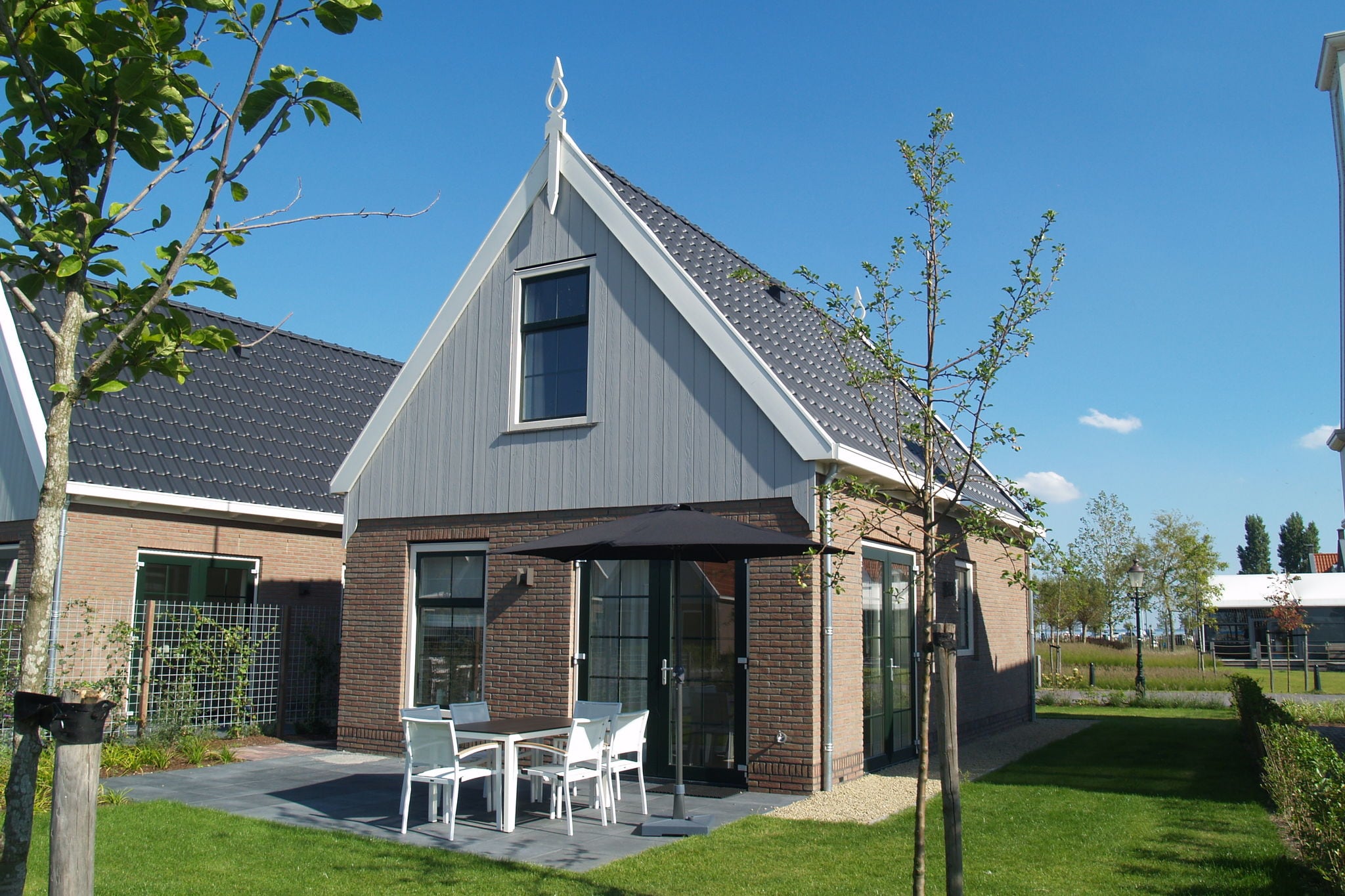 Detached holiday home on the Markermeer, near Amsterdam
