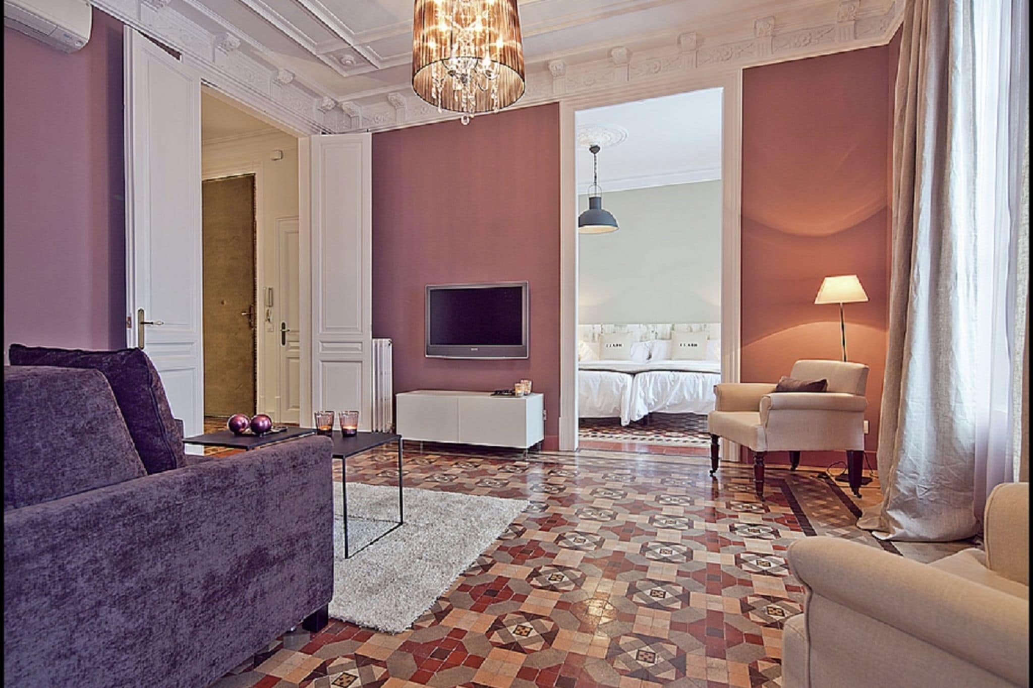 Luxe appartement voor 5 personen onlangs gerenoveerd in het centrum van Barcelona