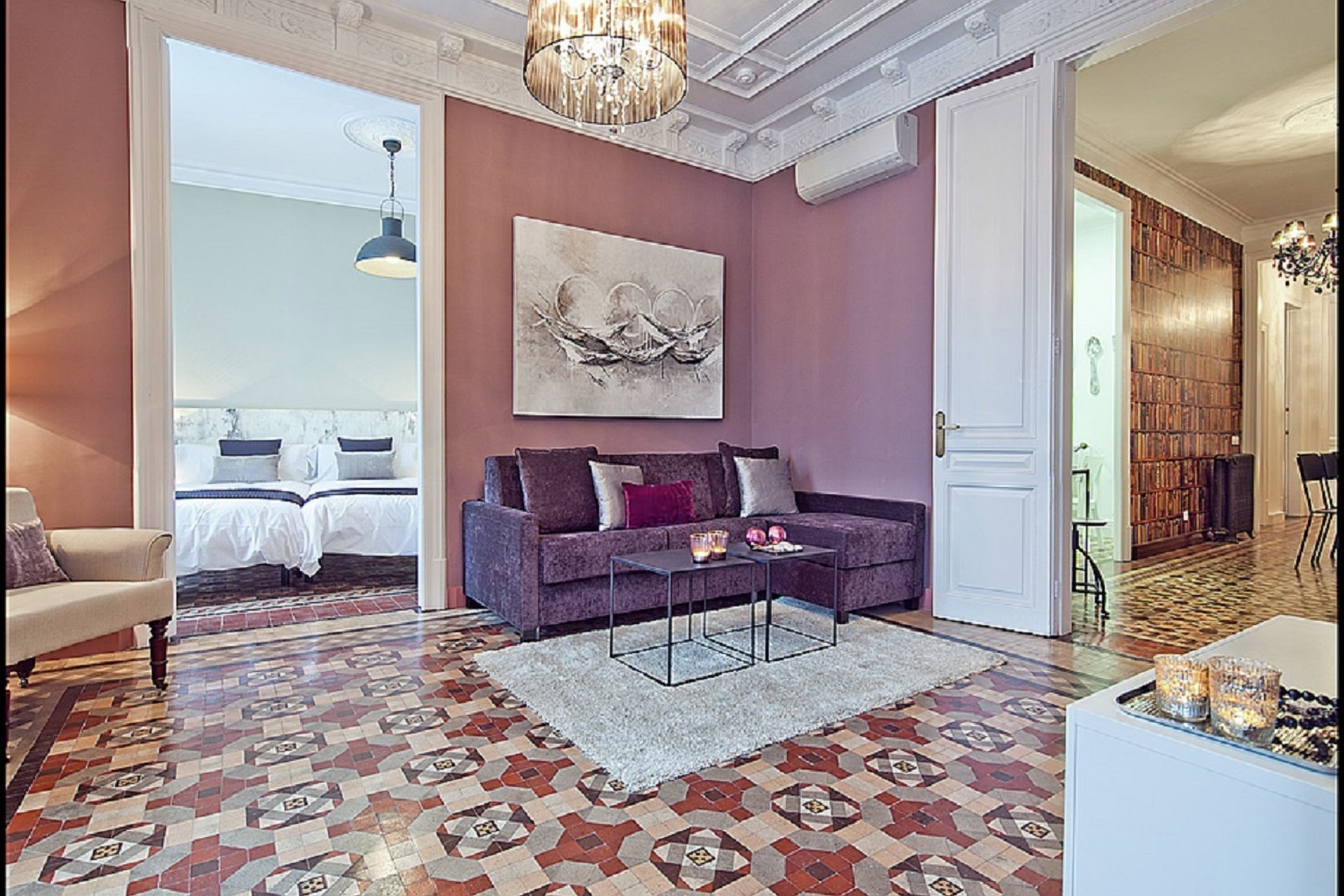 Luxurious apartment for 5 people recently renovated in the center of Barcelona