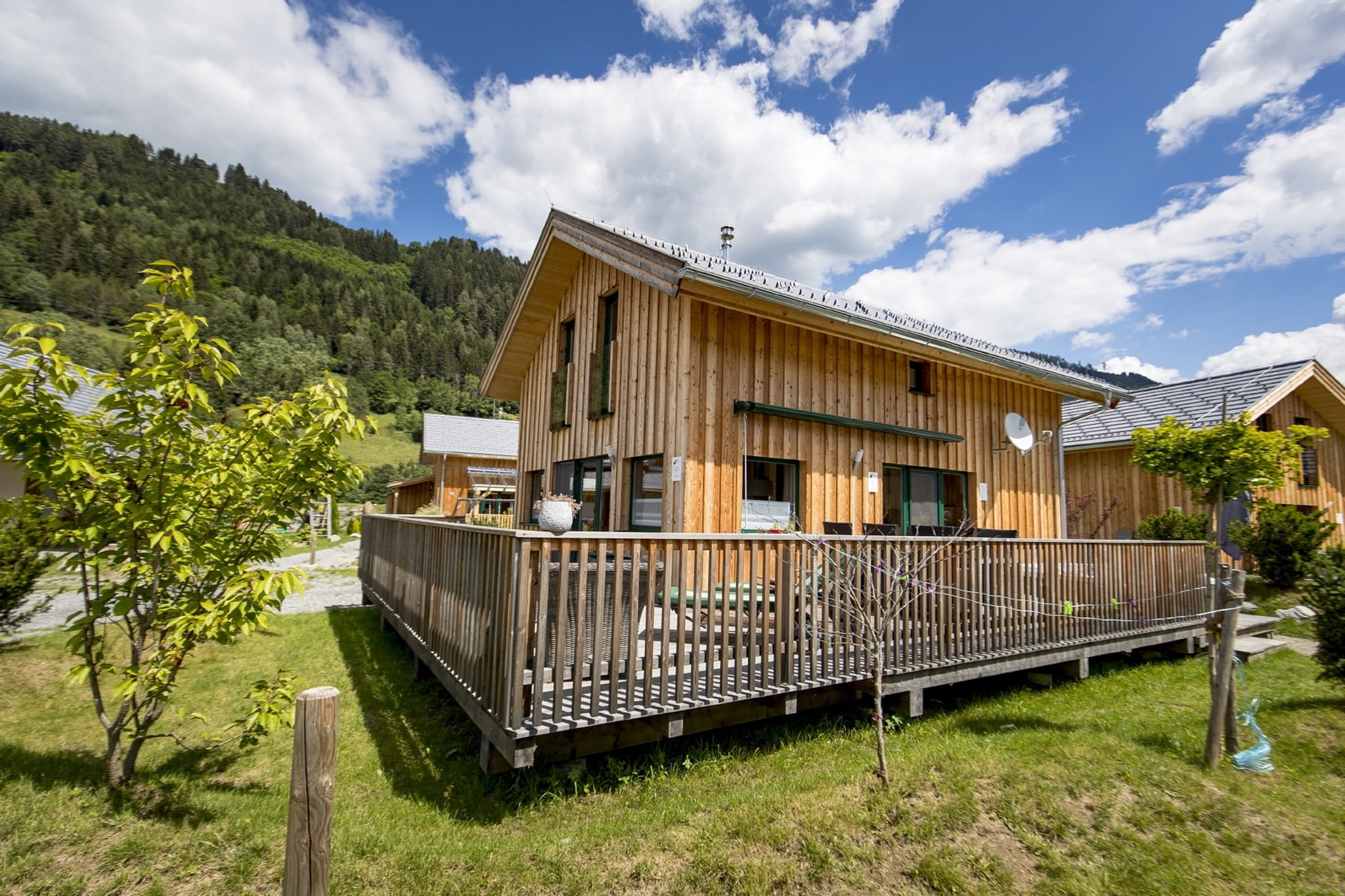 Superior chalet with whirlpool