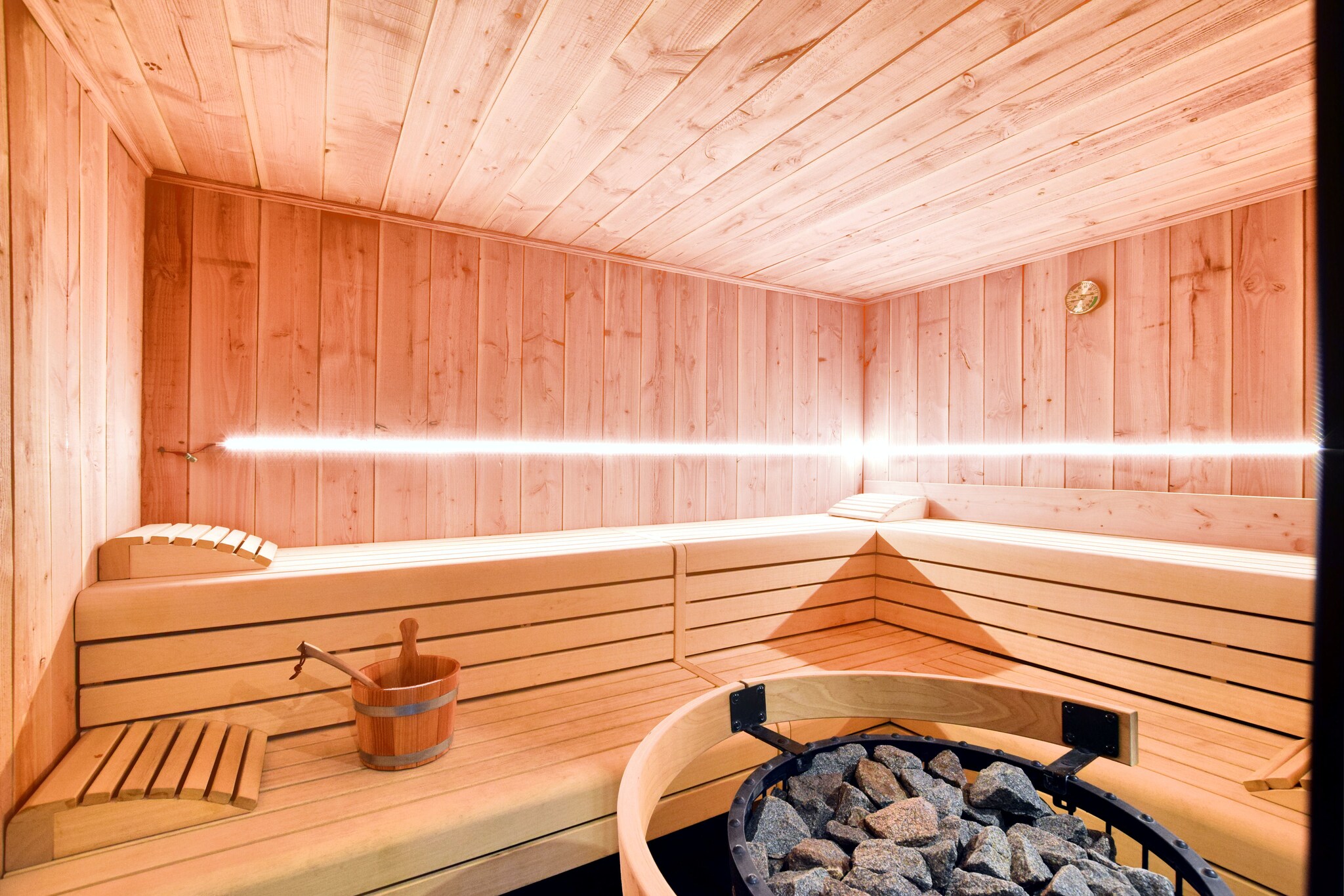 Vakantiehuis Vielsalm max. 50 personen 24 slaapkamers sauna #37