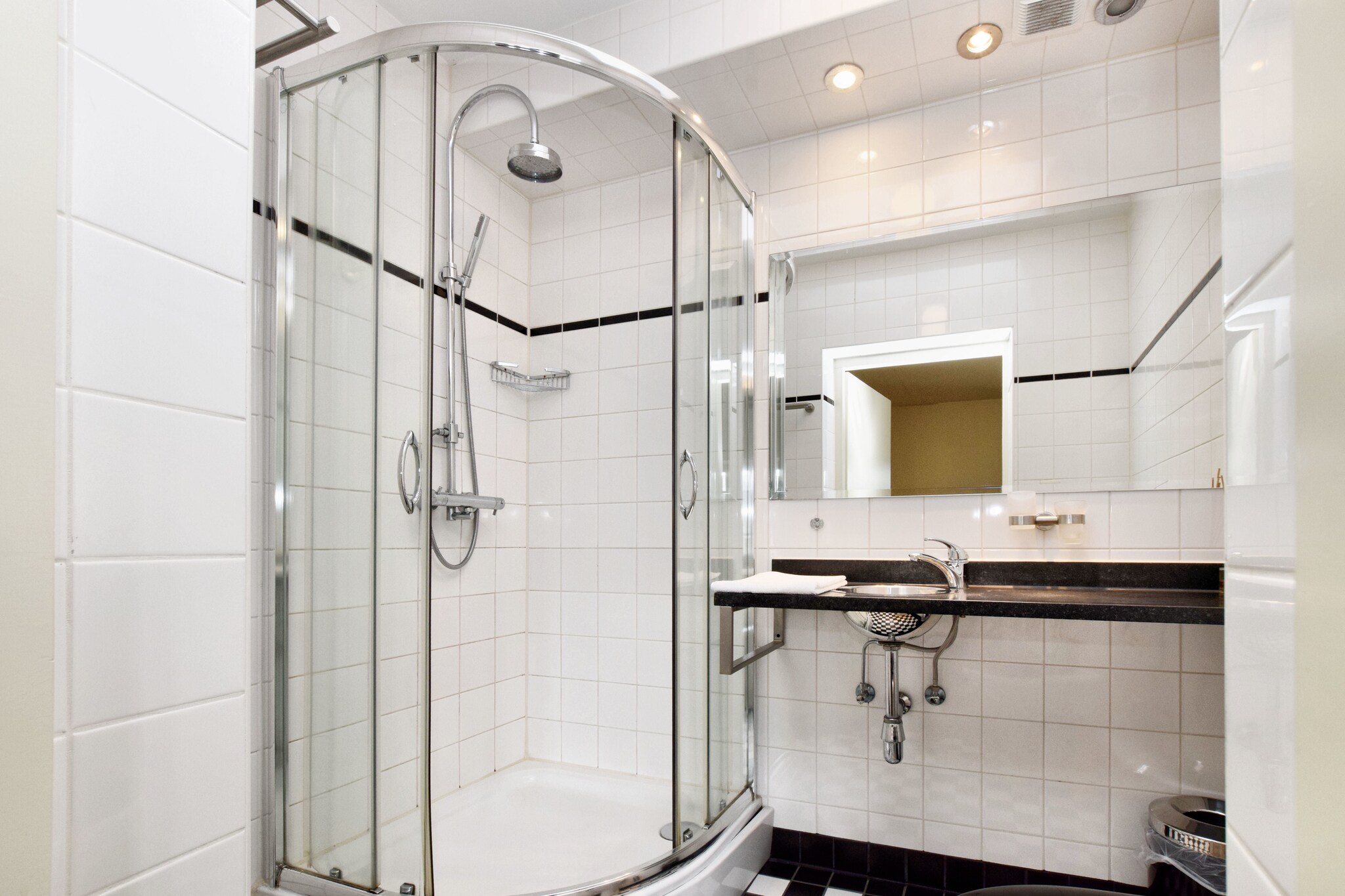 Vakantiehuis Vielsalm max. 50 personen 24 slaapkamers sauna #28