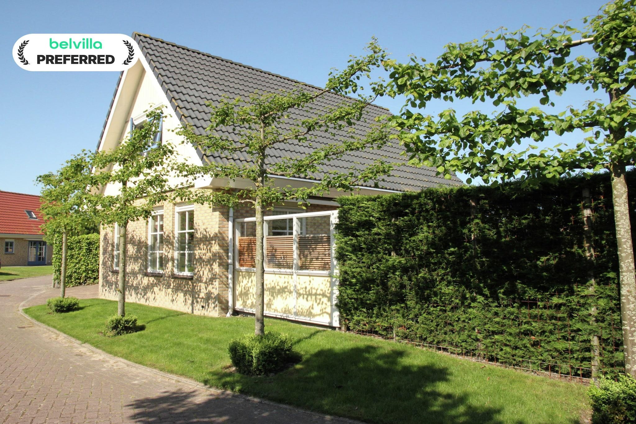 Exterior Summer