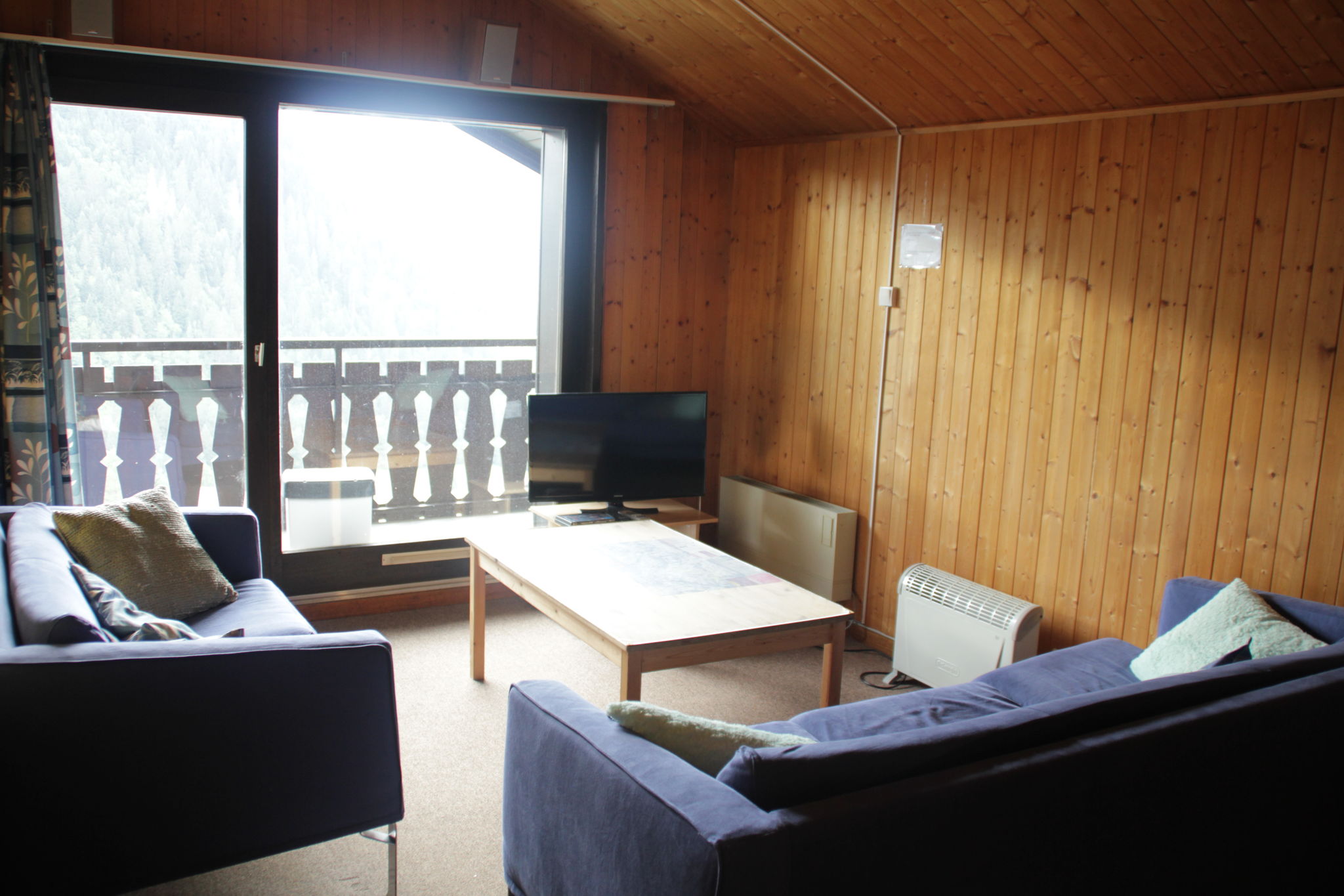Apartment located 450 m from the lovely village of Châtel
