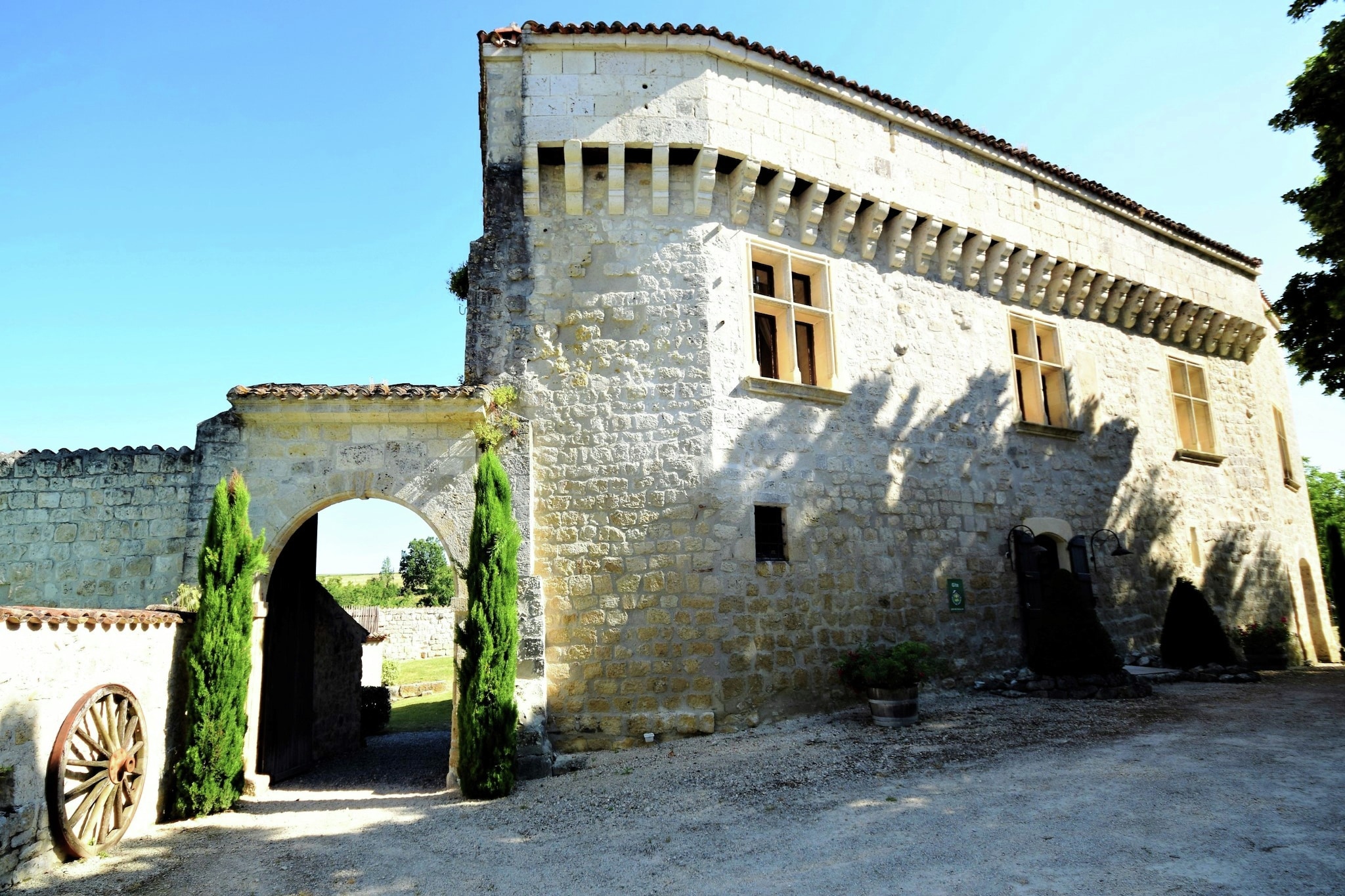 Castle near Agen with Shared Pool