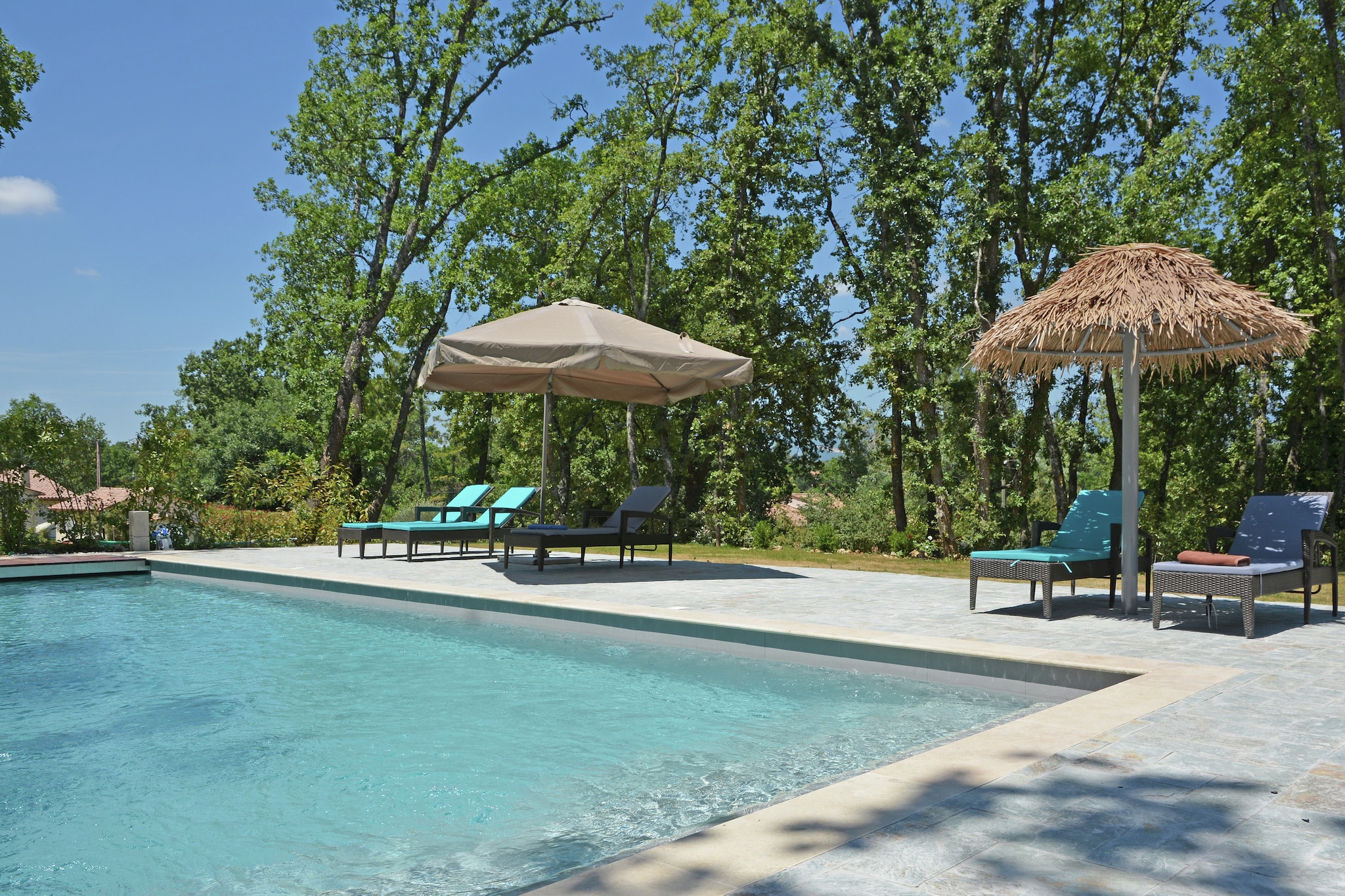 Villa moderne à Montauroux avec piscine