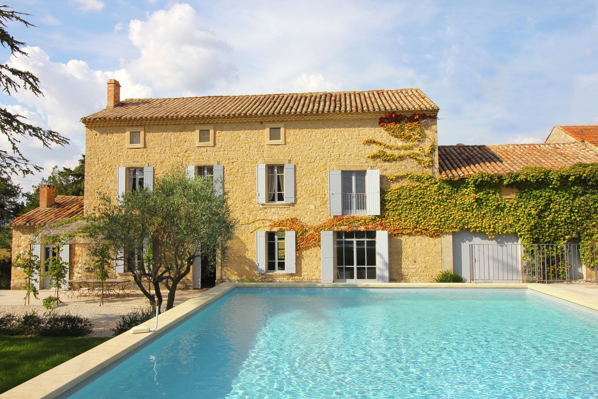 Mas de luxe avec piscine privée, située au pied du Mont Ventoux