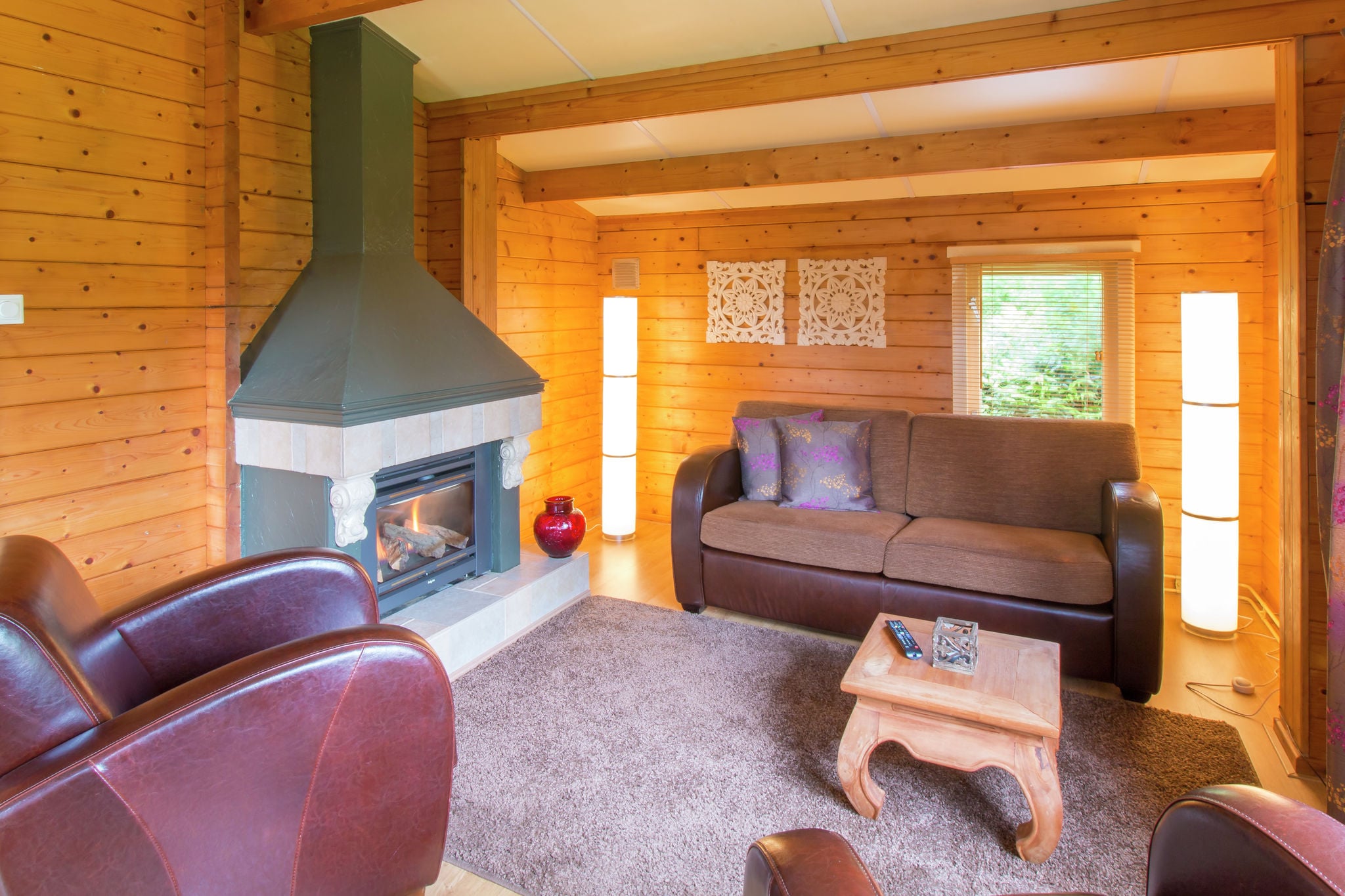 Cosily chalet with gas fireplace in Twente