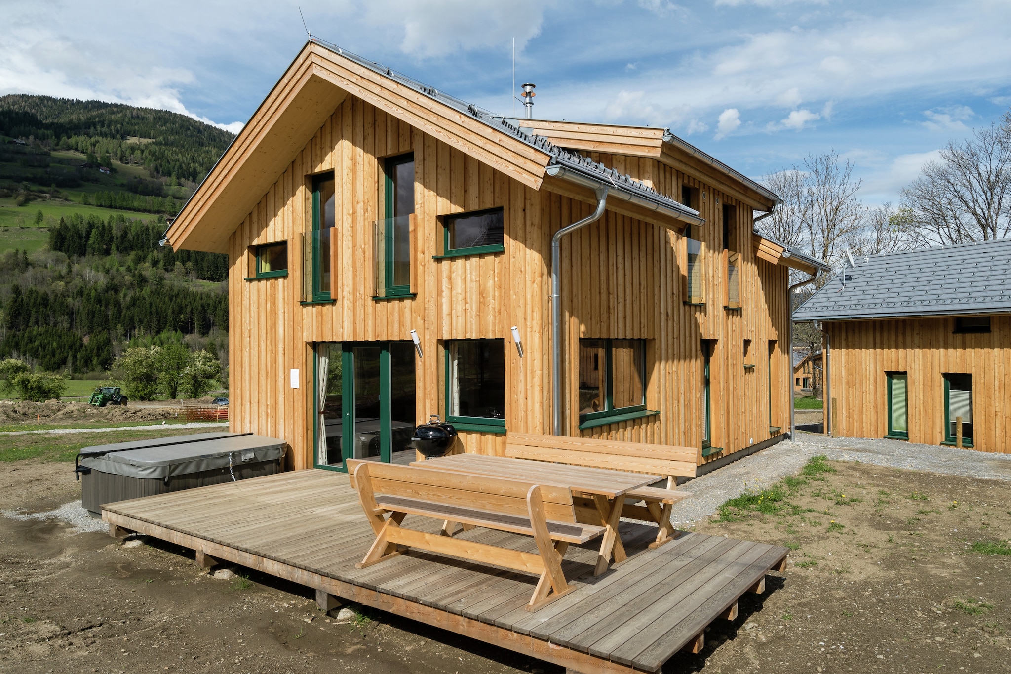 Chalet with whirlpool tub