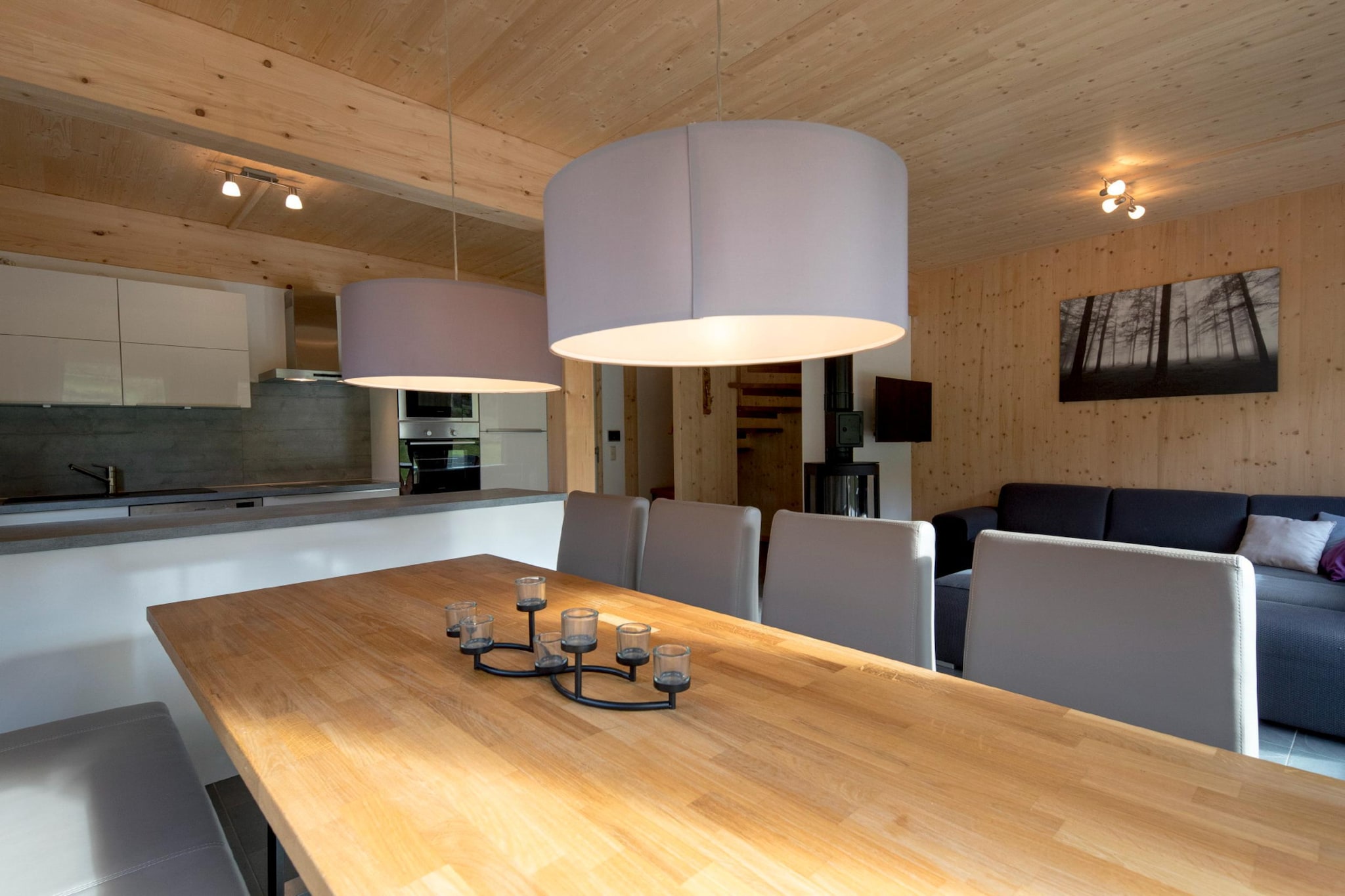 Welcoming chalet with hot tub