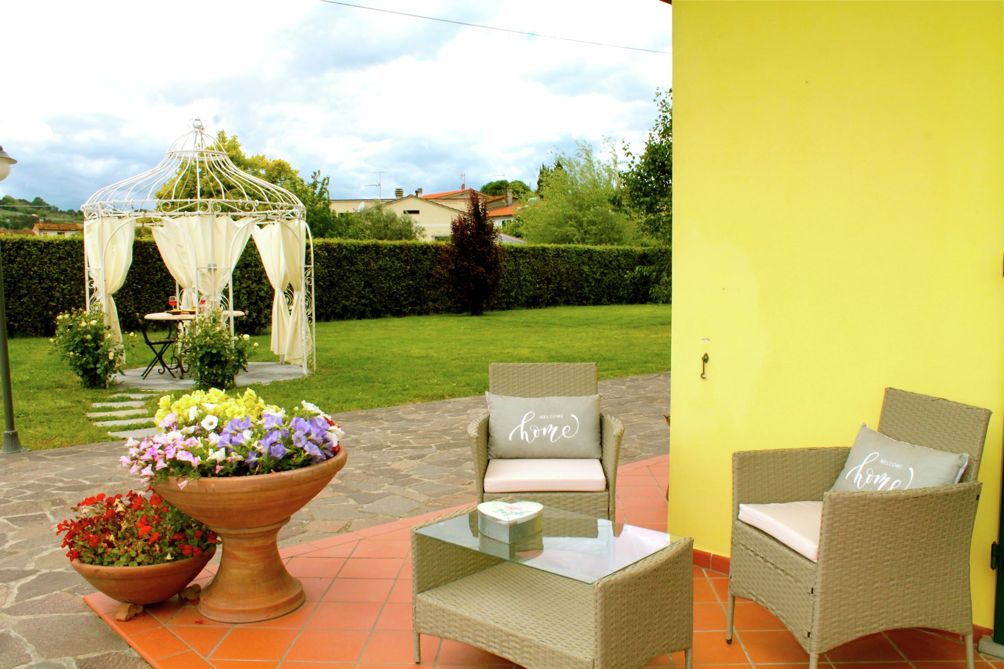Montefiore-Terrace balcony