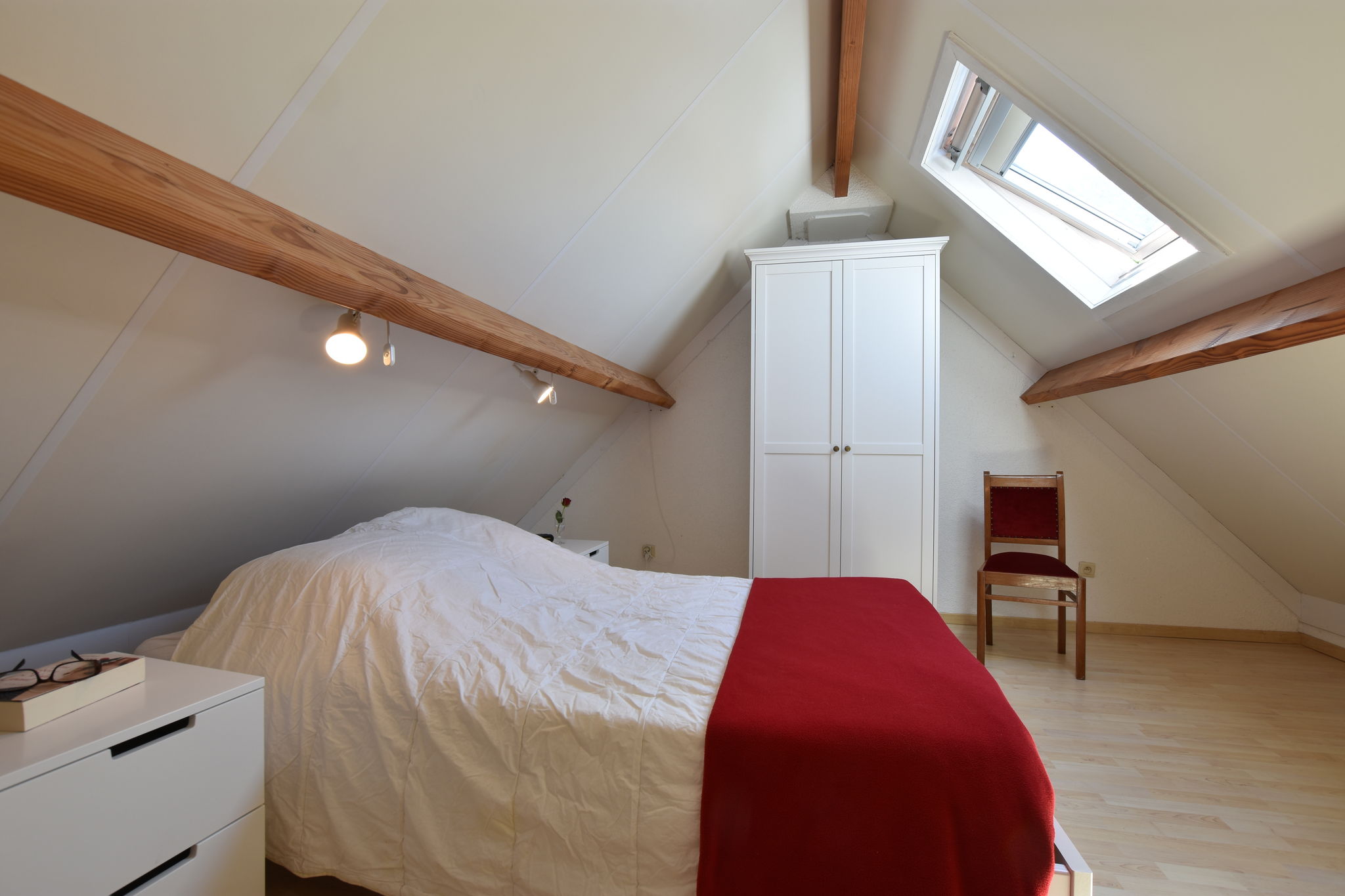 Cosy fisherman's house, ideally located for coastal walking and cycling tours