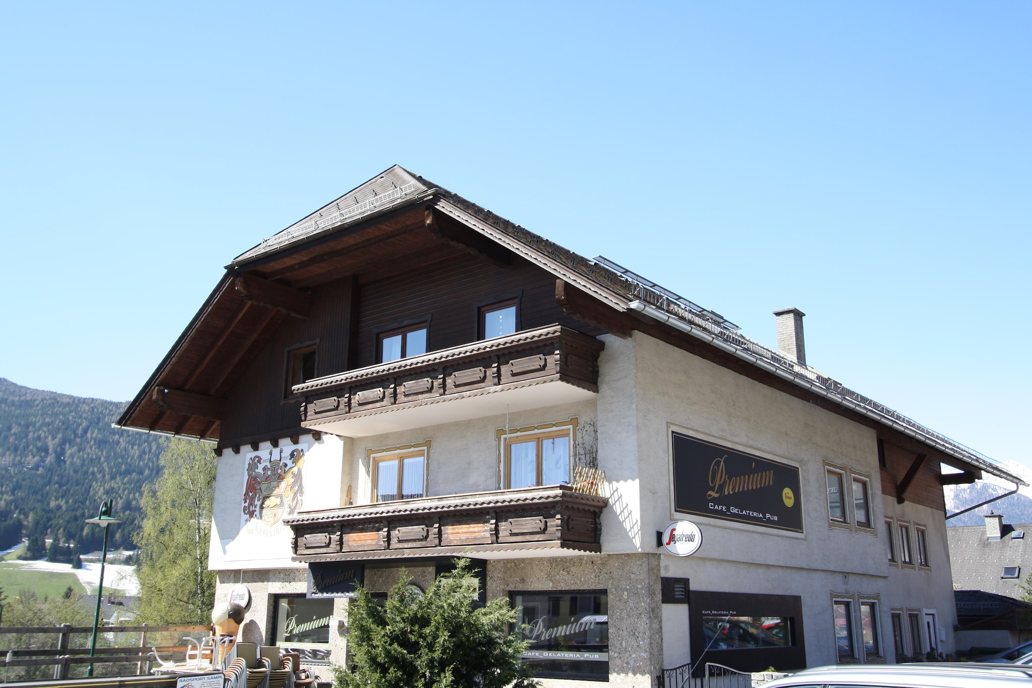 Apartment in Sankt Michael near Ski Slopes
