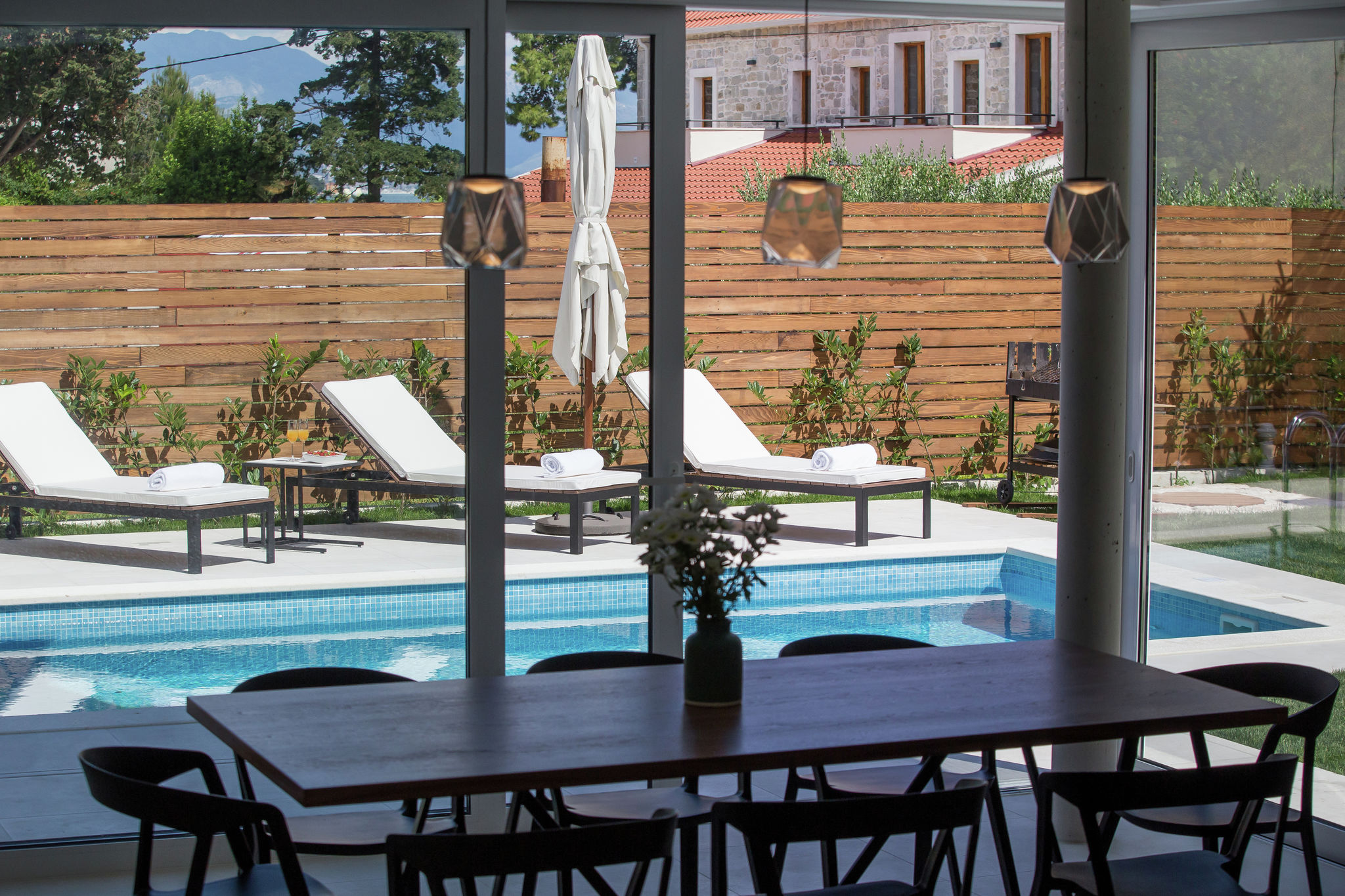 Luxuriöse Villa mit privatem Pool und Garten
