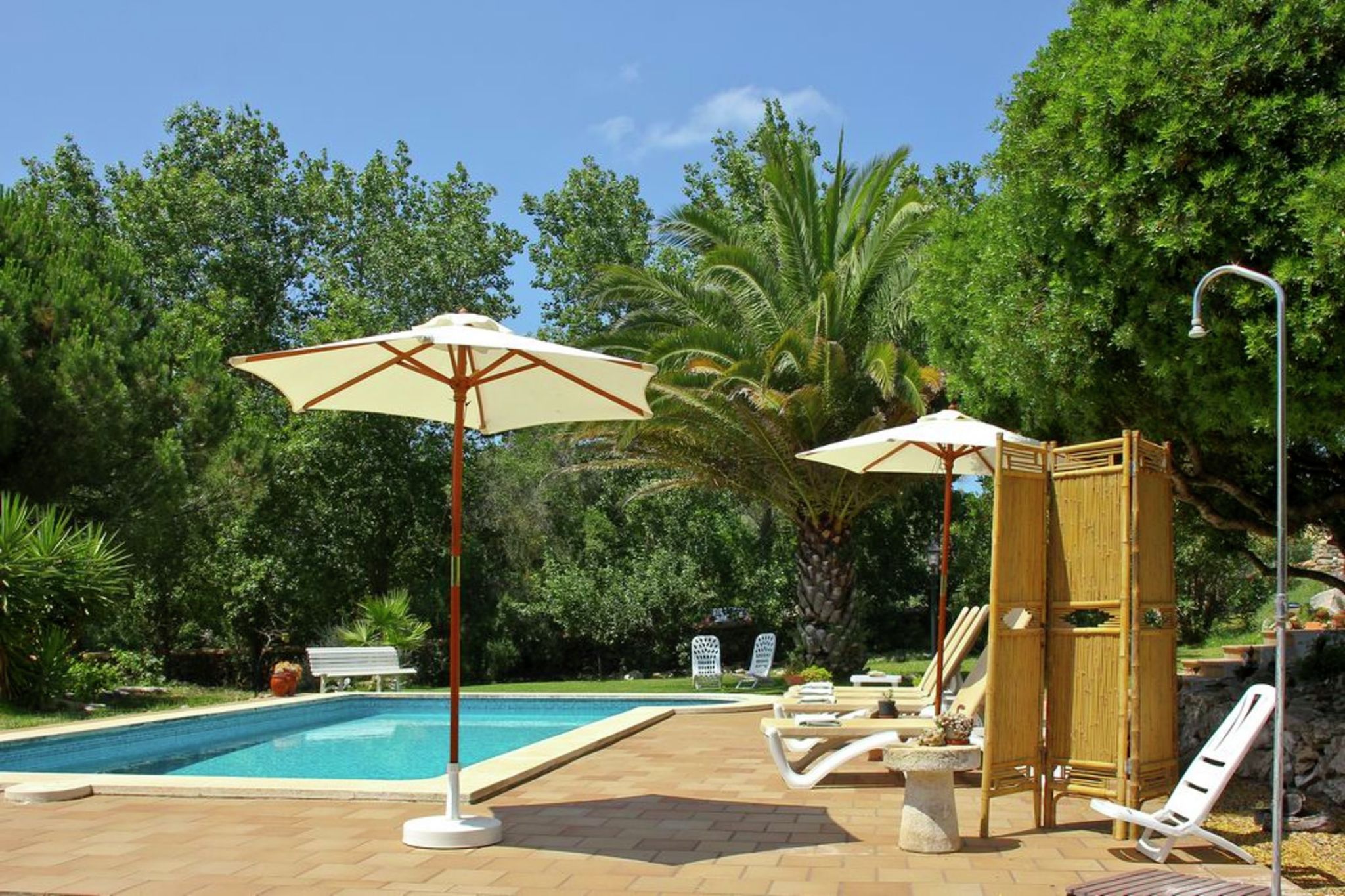 Villa avec piscine, jardin et WIFI à 6 km de la mer à La Argentina