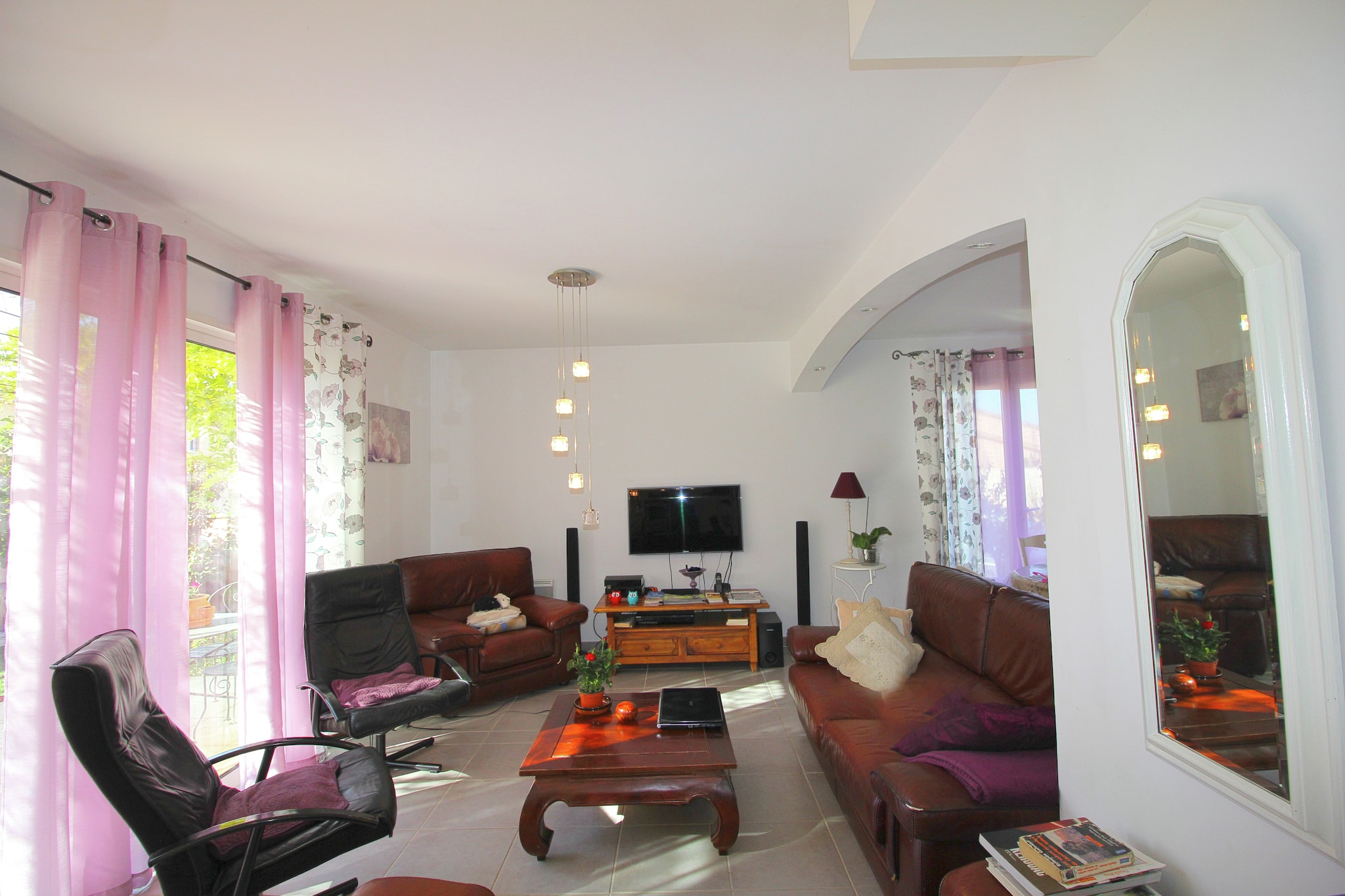 Villa met klimaat en privé zwembad-Woonkamer