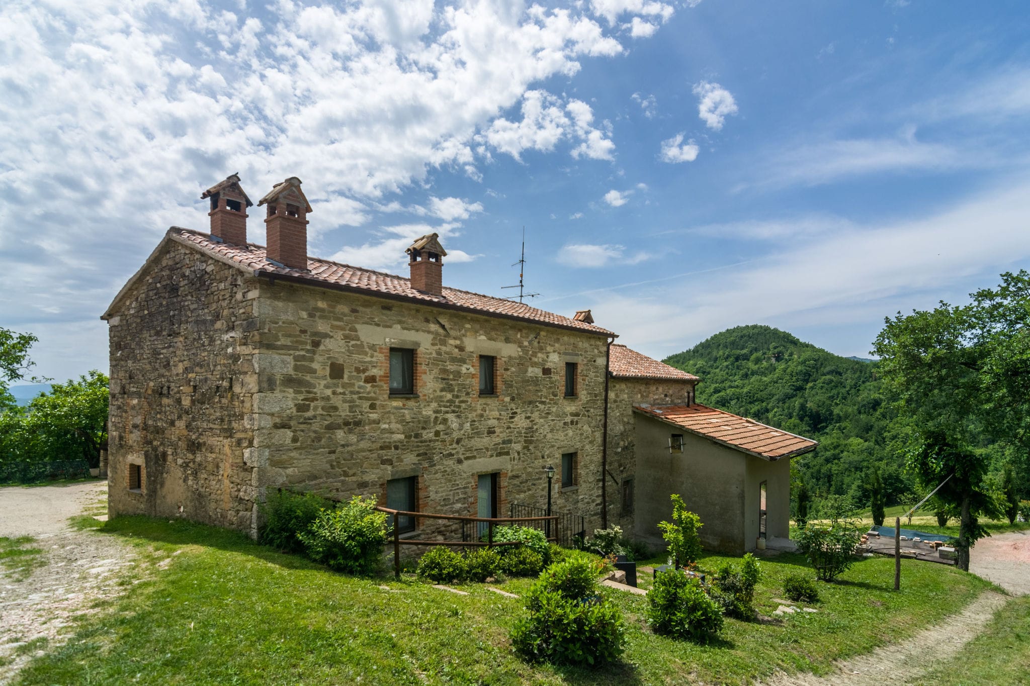 Lovely farmhouse with swimming pool and air conditioning