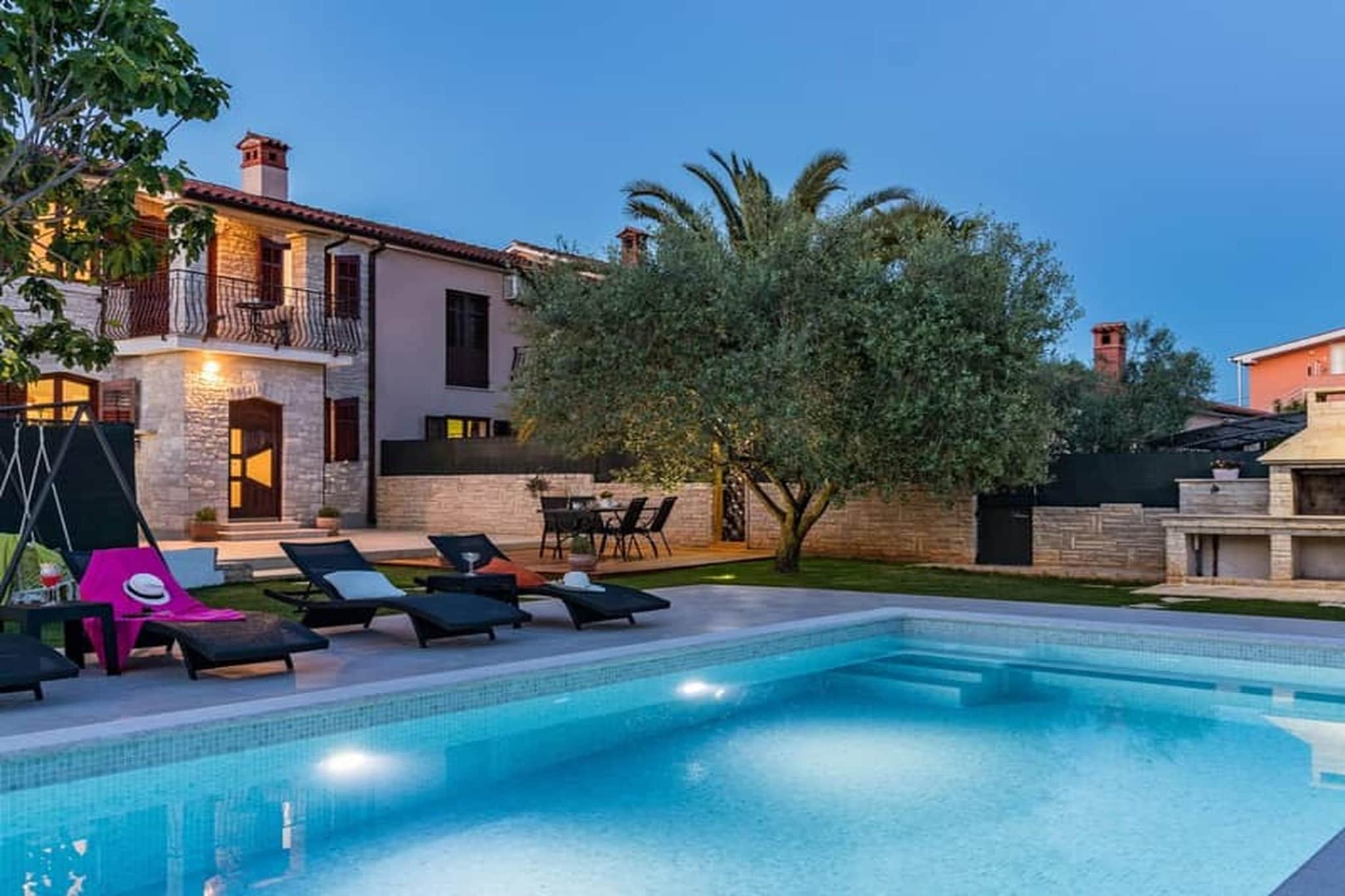 Villa Pietra - Schwimmbad