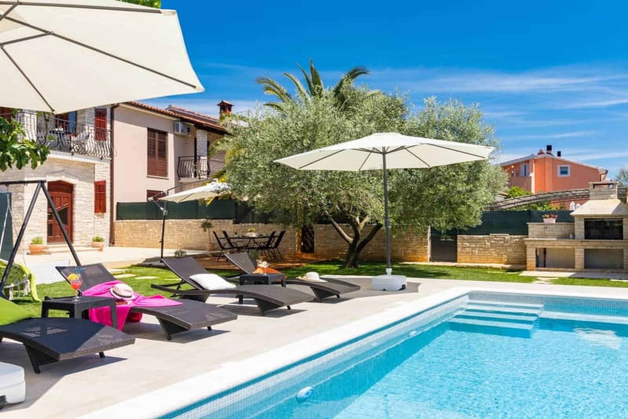 Villa Pietra - Schwimmbad