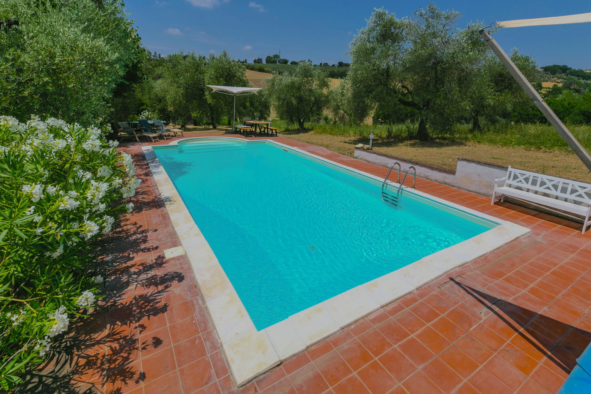 Moderne Villa in Schifanoia mit Swimmingpool