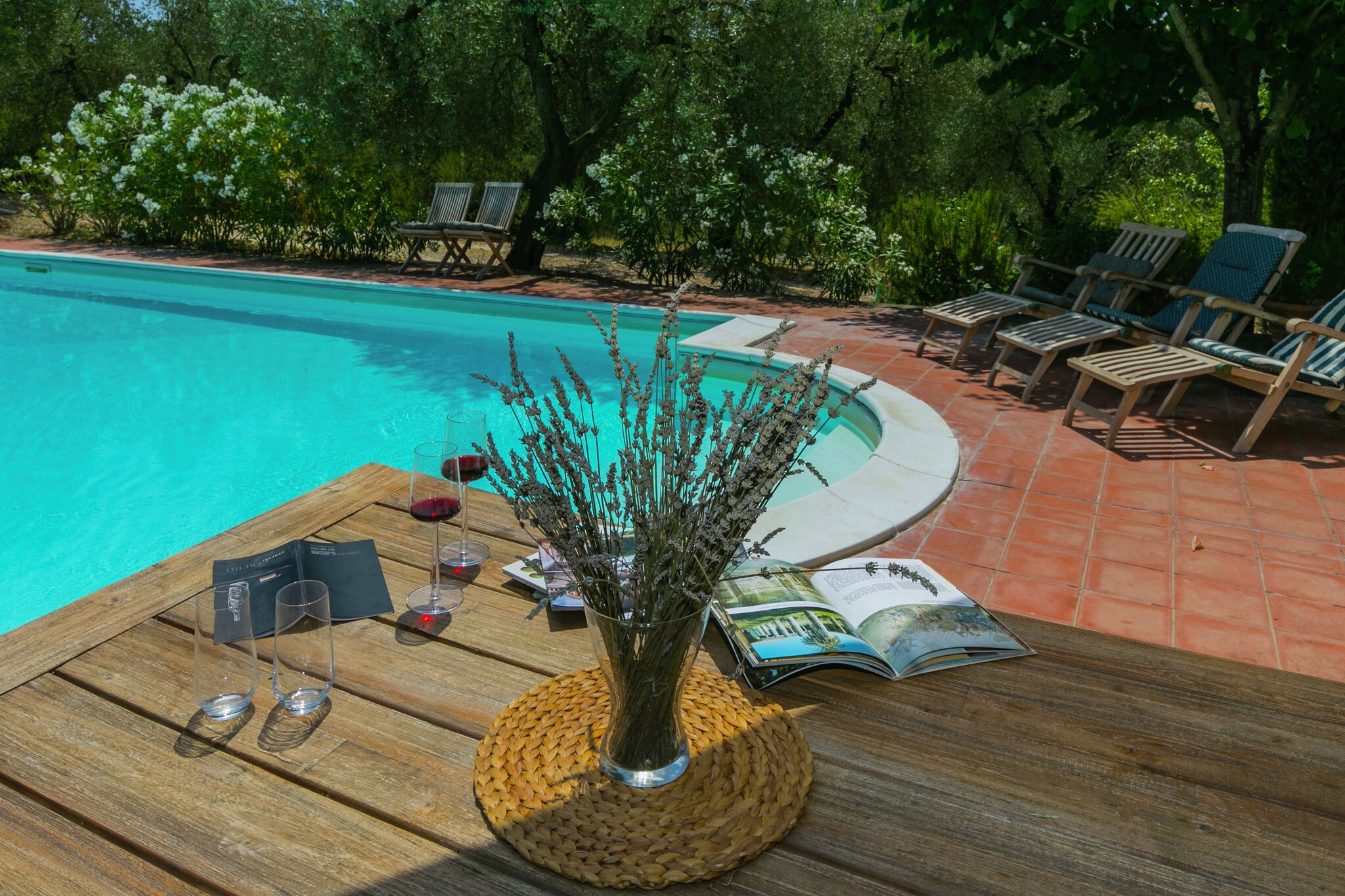 Moderne Villa in Schifanoia mit Swimmingpool
