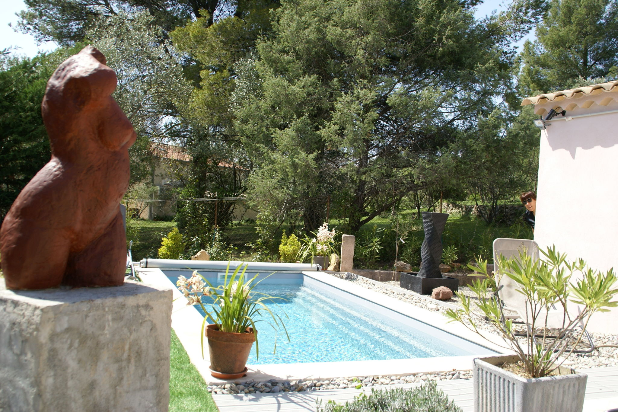 Romantic holiday home with a small private pool, located in the Provence.