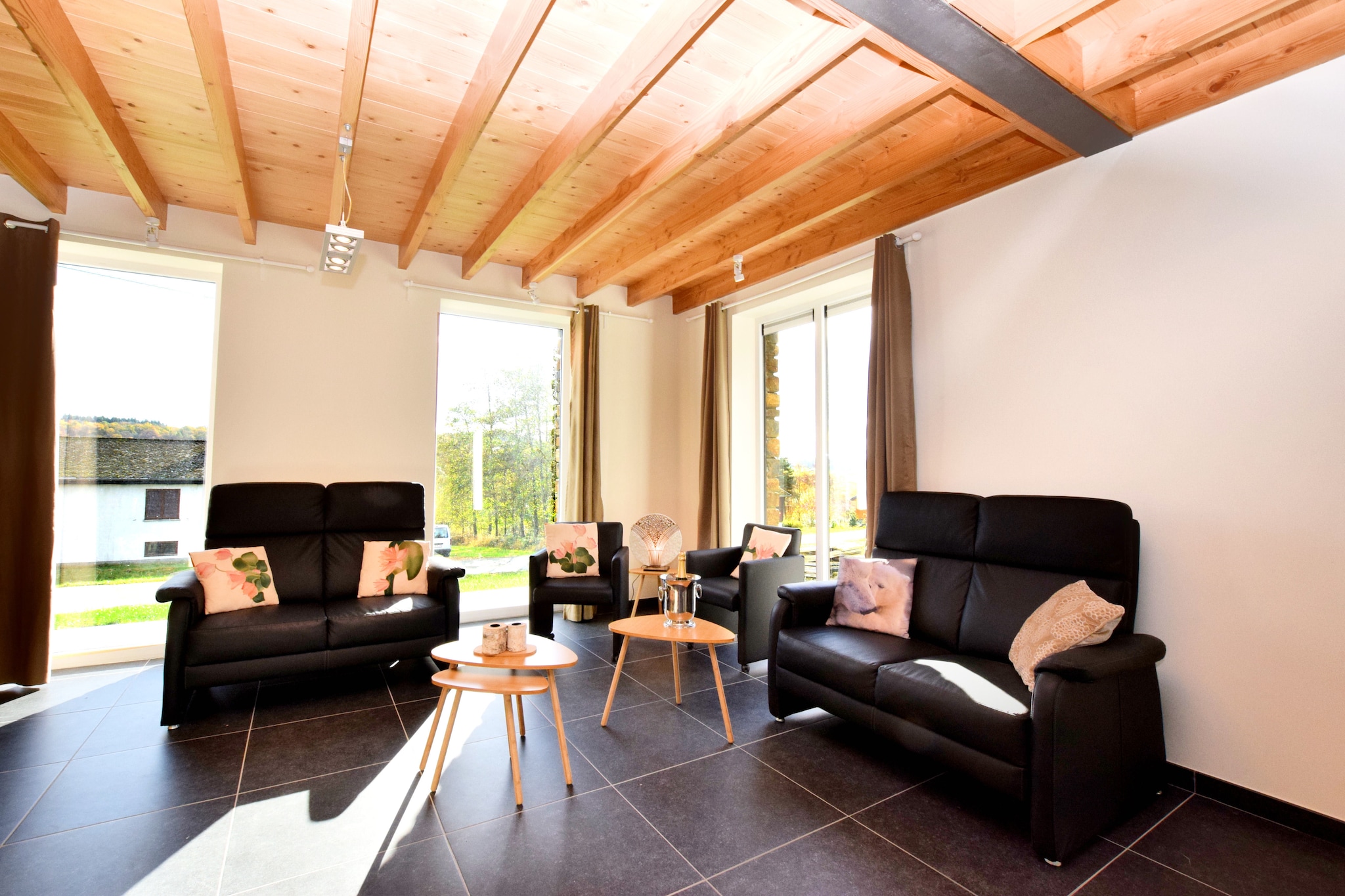 Belle Vue-Living room
