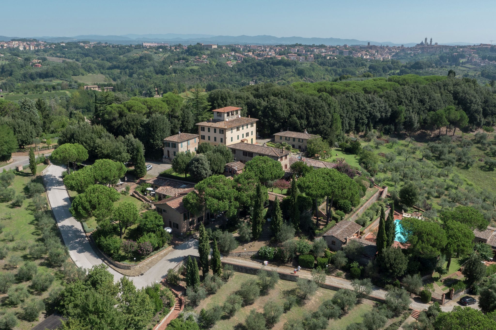Vakantiehuis op 5 km van Siena in de heuvels, zwembad en tuin
