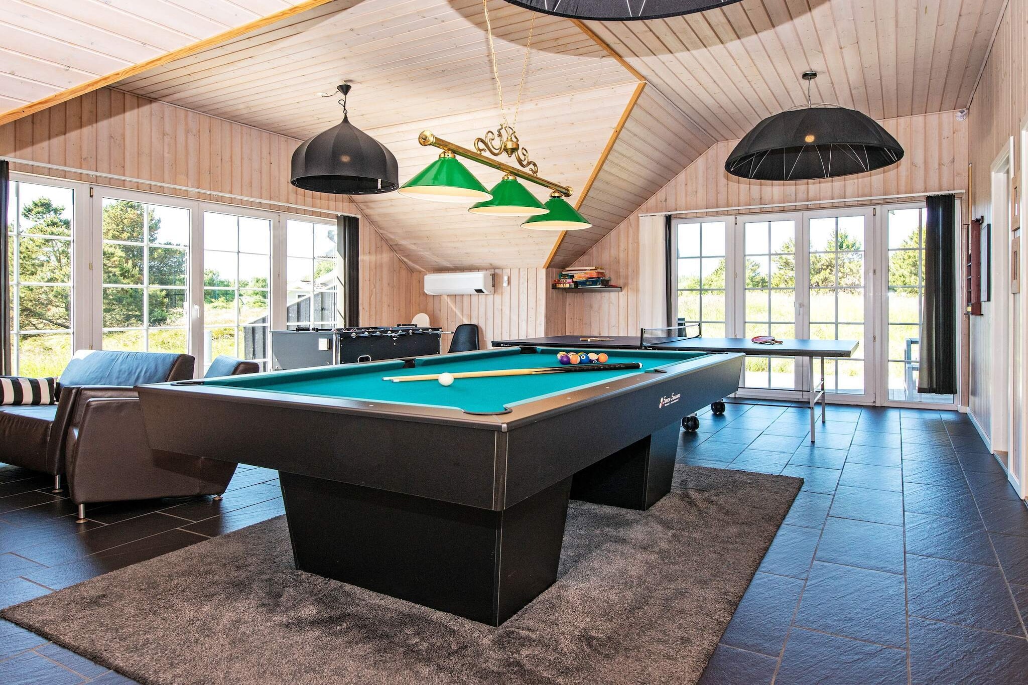Luxury Retreat with Pool - Indoor