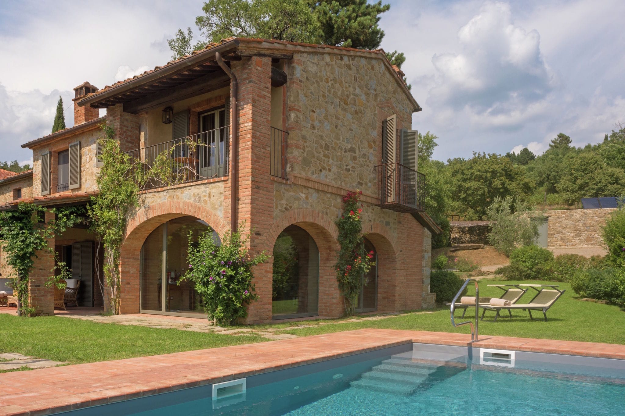 Rustieke villa op een wijnlandgoed met een privézwembad