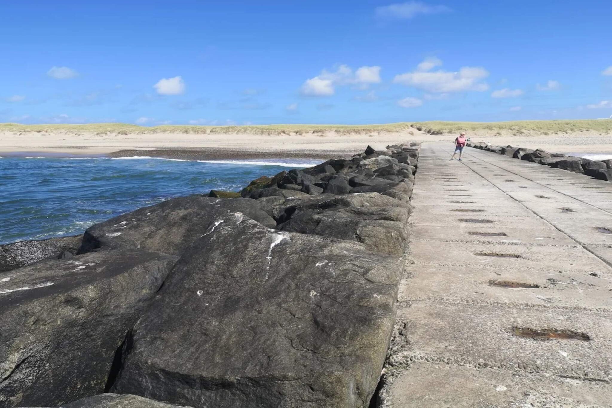 Ontsnapping aan zee met schommel - Waterzicht