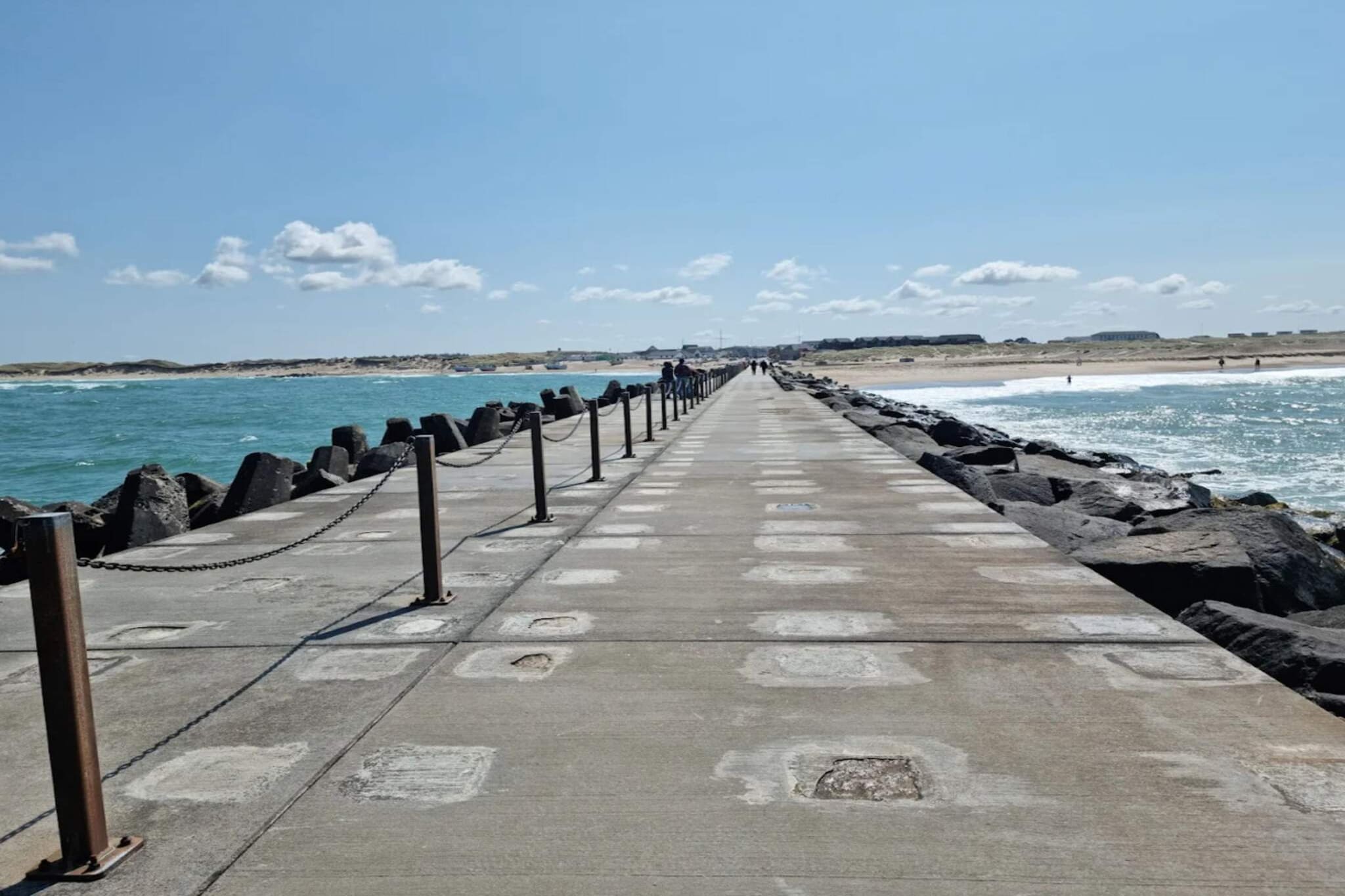 Ontsnapping aan zee met schommel - Waterzicht