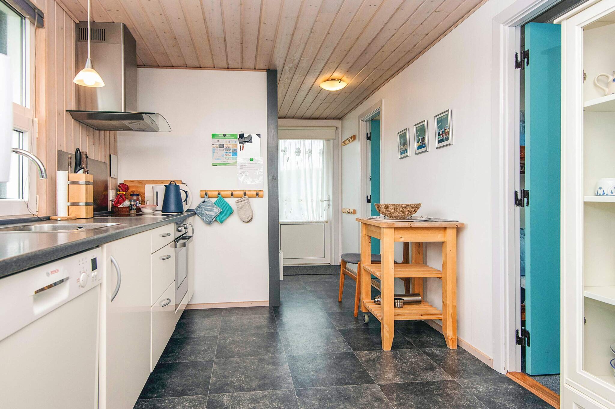 Ontsnapping aan zee met schommel - Binnen