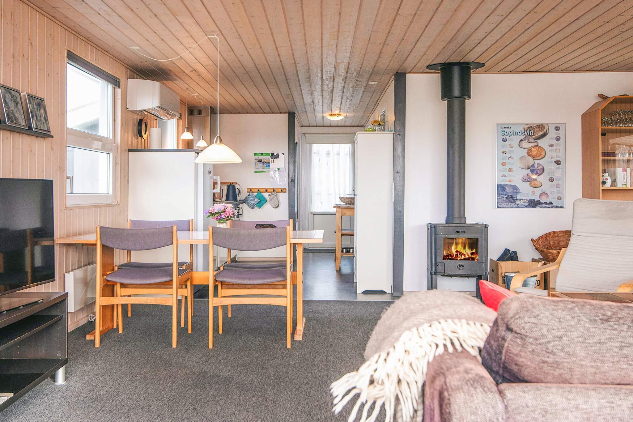 Ontsnapping aan zee met schommel - Binnen