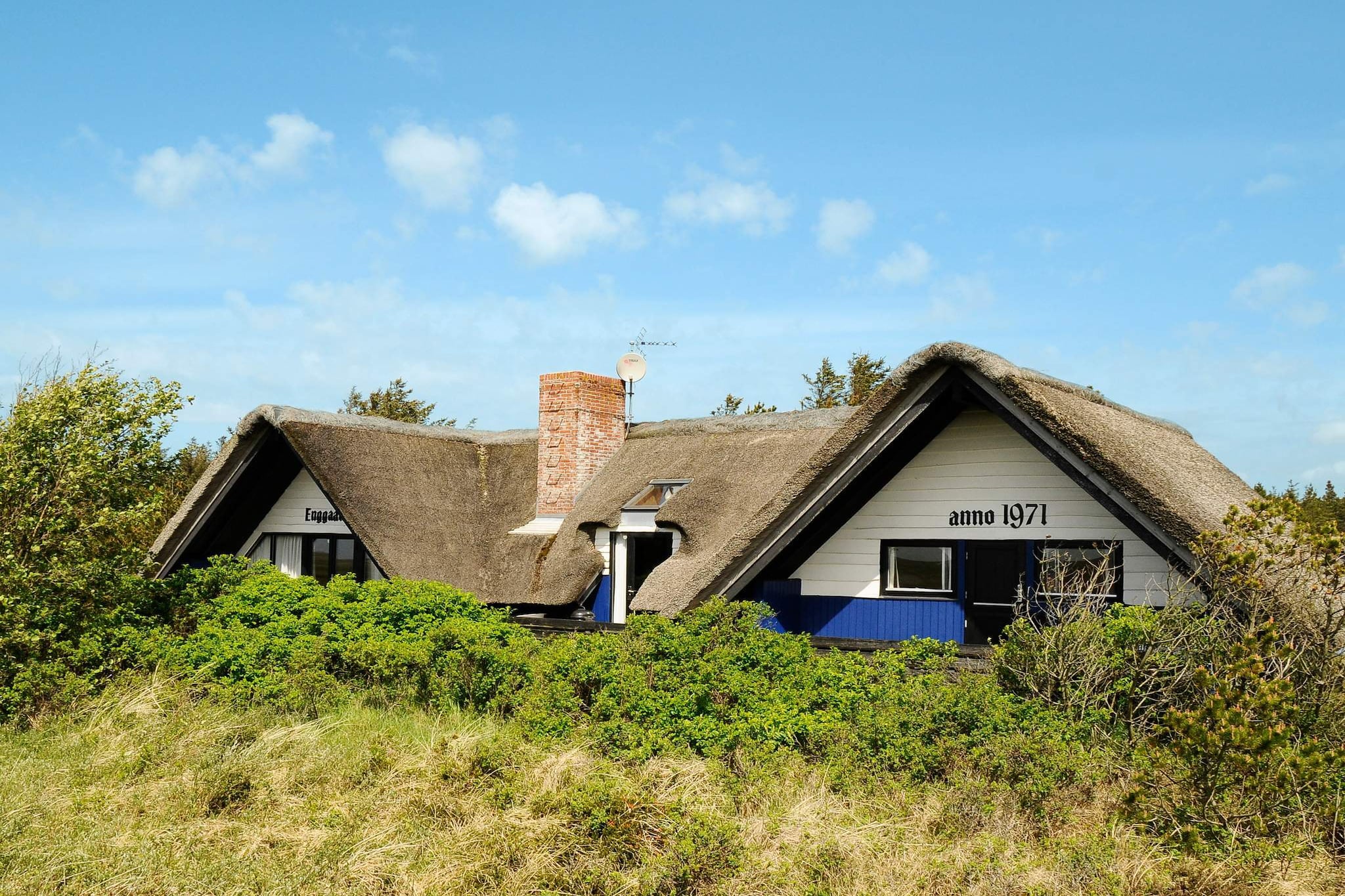 Spacious Retreat with View