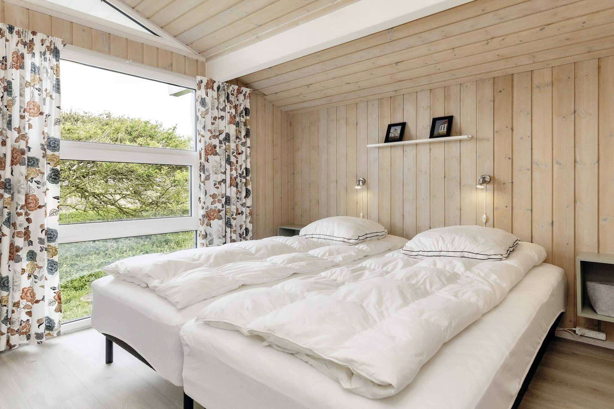 Luxury Retreat with Sea View - Indoor