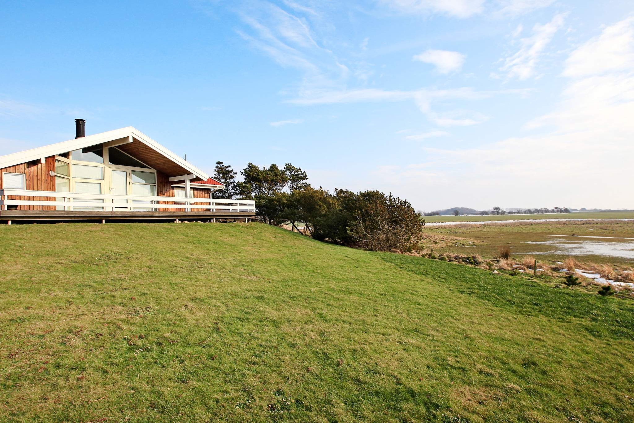 Modern and well insulated holiday cottage with a number of interesting and practical details that make your holiday a real pleasure. The house is secluded at the end of a quiet, cul-de-sac in a nature reserve with abundant wildlife. There are sea views from the house. Jetty on the beach. On the terrace you can have barbecuesl. The whirlpool and sauna provide personal care and mental recharging. There is a fish cleaning table at the house.A refundable deposit might be charged closer to your check-in date. The security deposit ensures a smooth stay and covers any additional services or consumption charges.This deposit covers utilities consumed during your stay and any additional services that may be taken.The final amount will be adjusted based on actual meter readings, actual usage of extra services, and any remaining balance will be refunded within 21 days after checkout.This deposit simply acts as a prepayment for charges that  you would anyways pay for, ensuring a seamless stay and check-out experience.