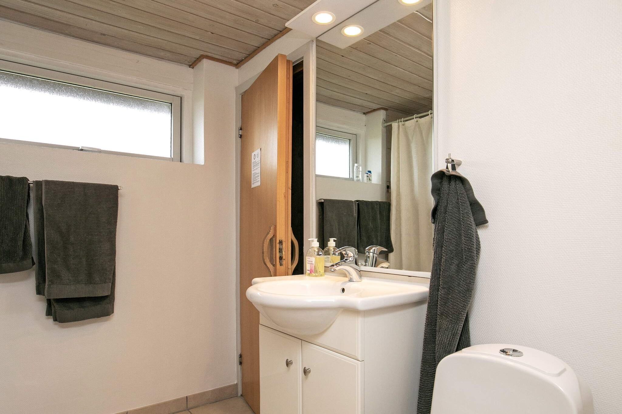 Energy-Efficient Retreat - By Traum Ferienwohnungen - Indoor