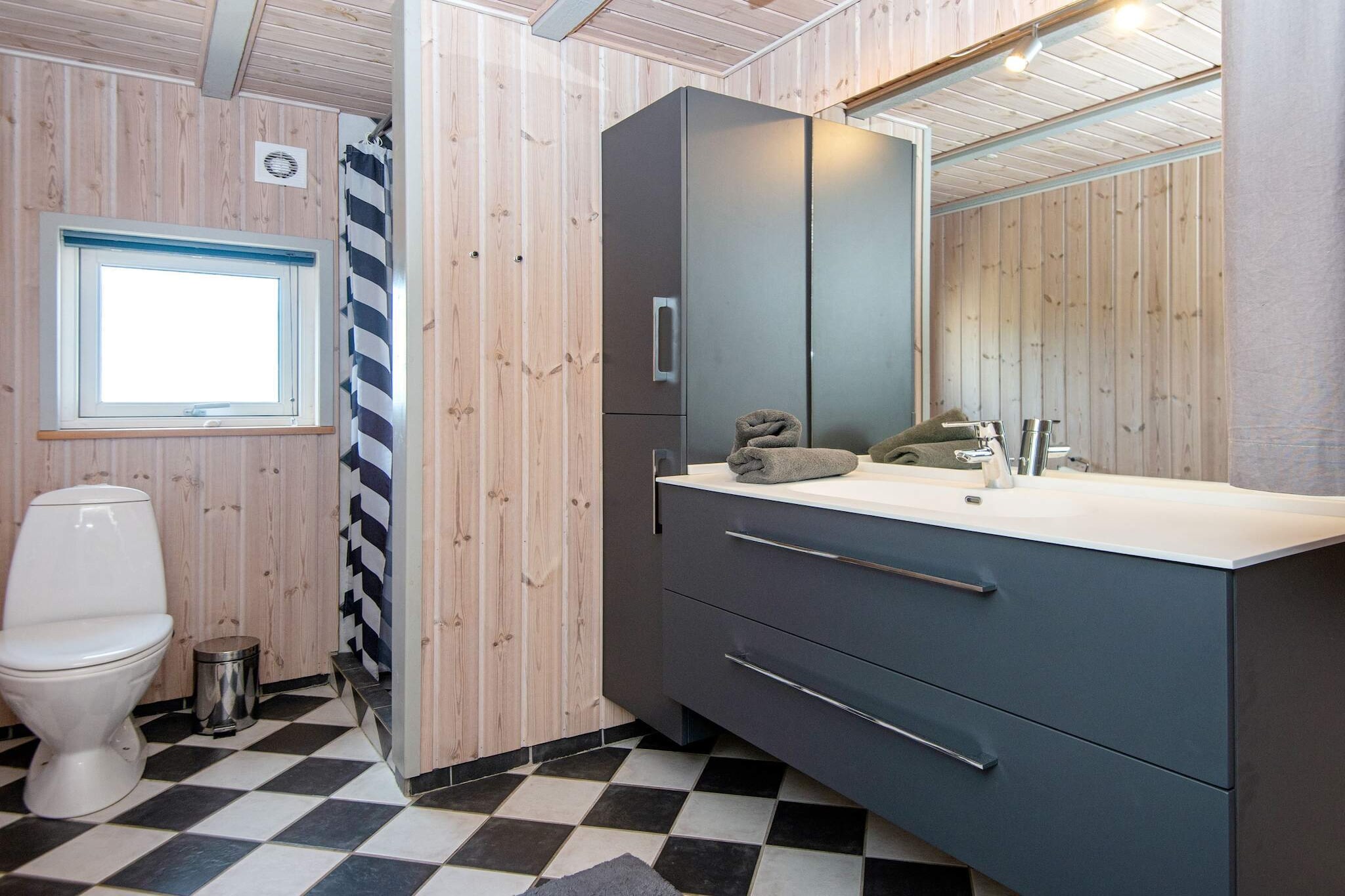 Seaside Charm in Bork Havn - Indoor