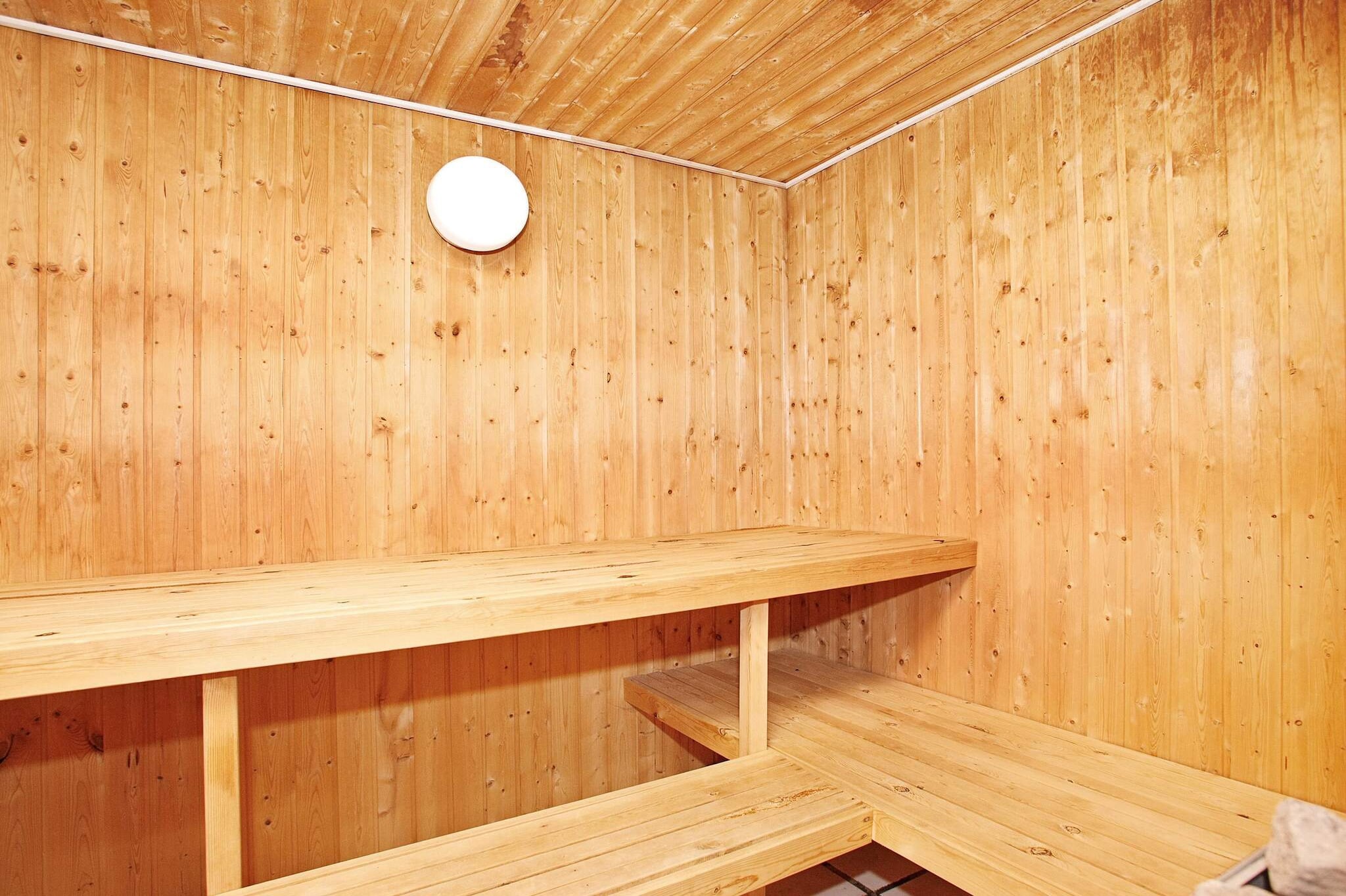 Séjour en villa avec piscine isolée - Sauna