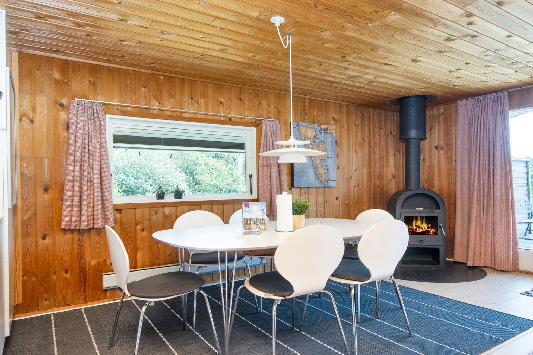 Gezellig saunahuis met barbecue - Binnen