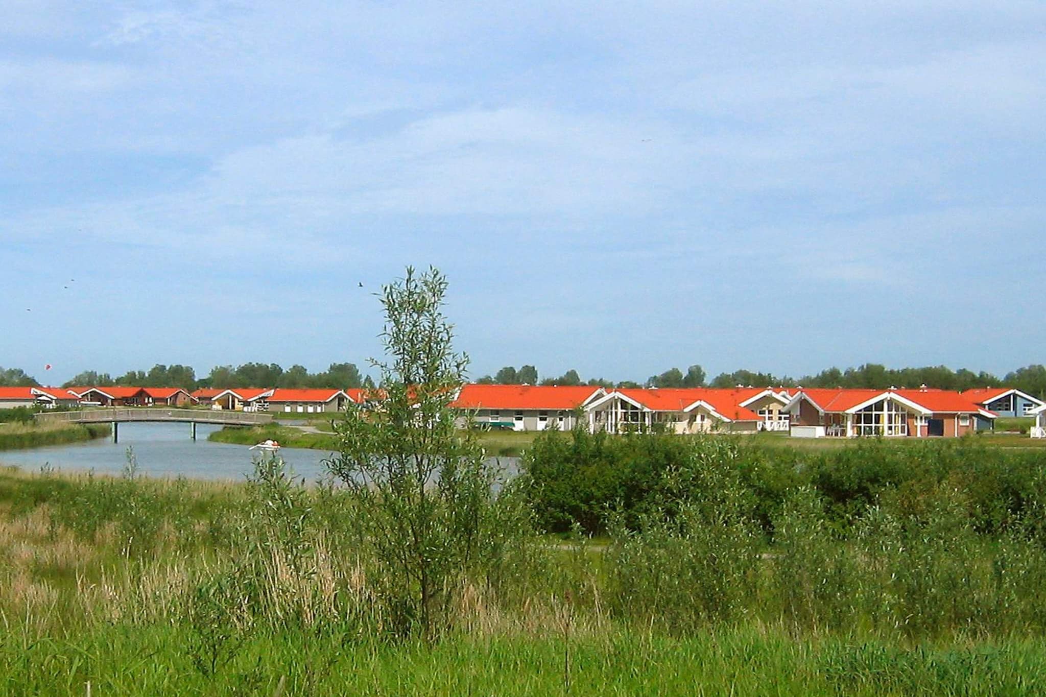 V135 SW - Water view