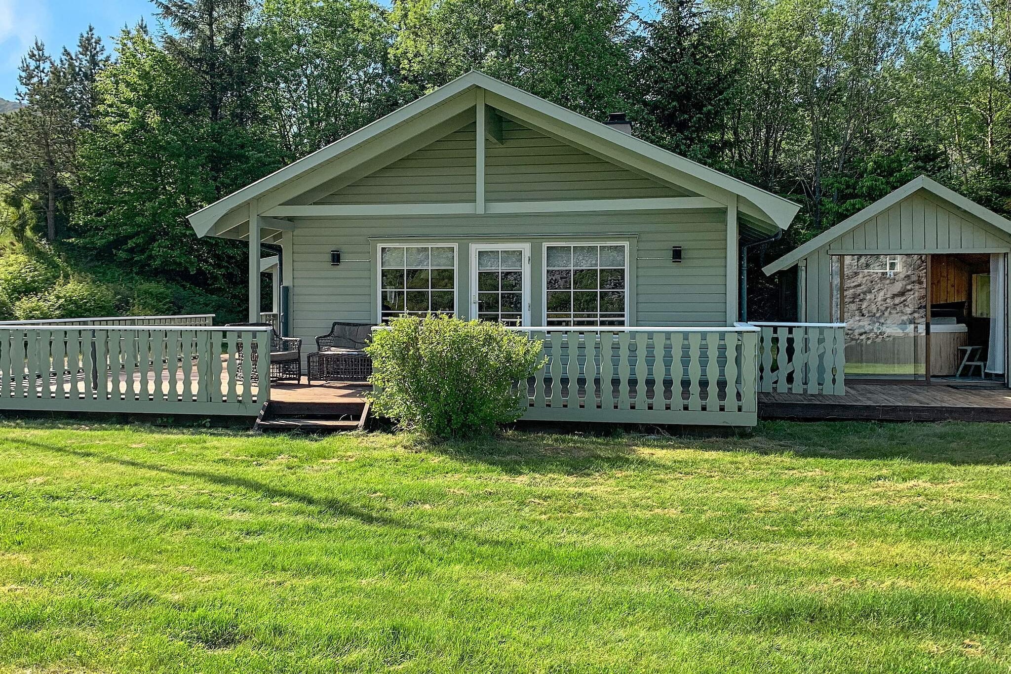 HUS 22235