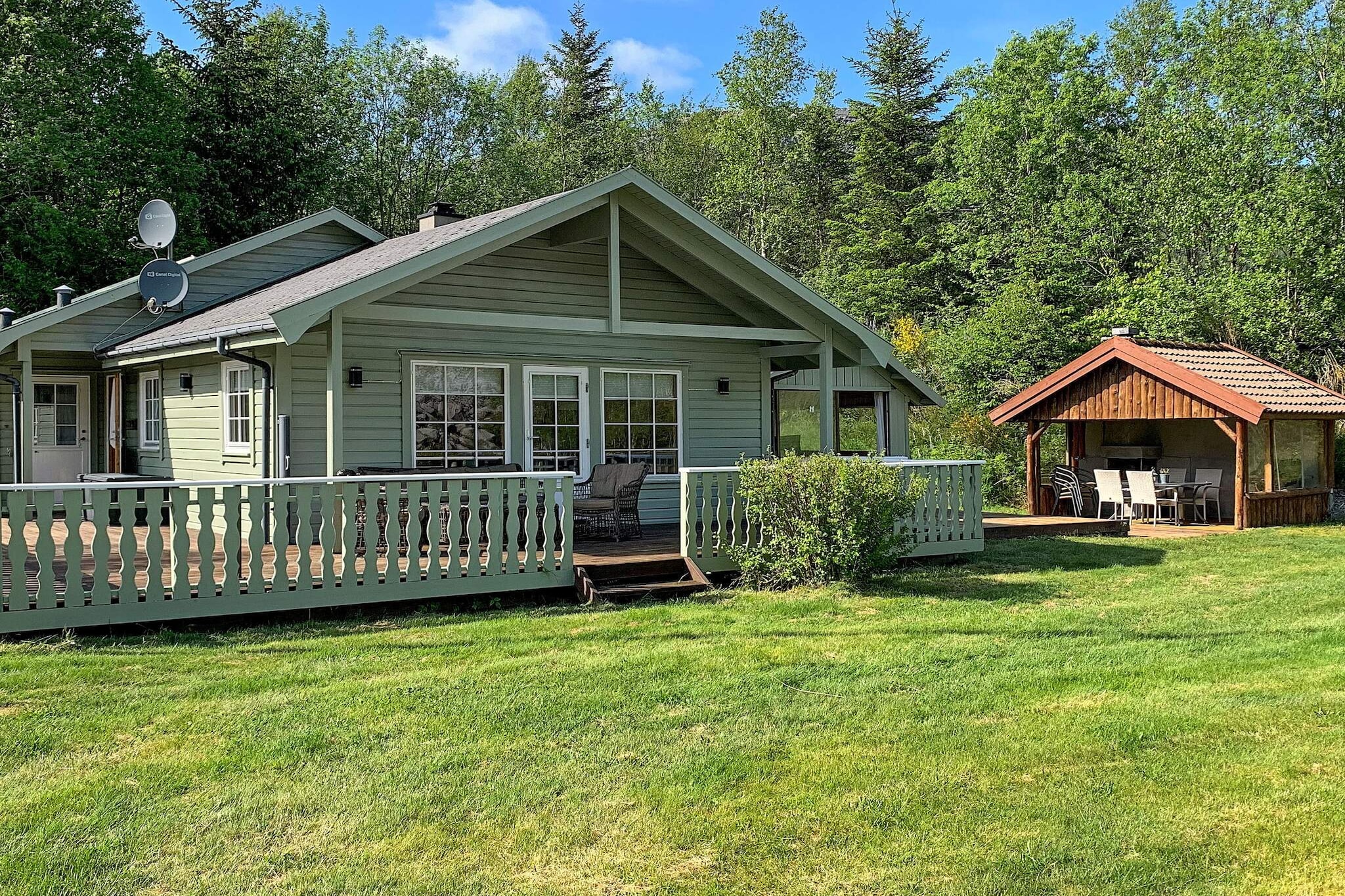 HUS 22235 - Outdoor